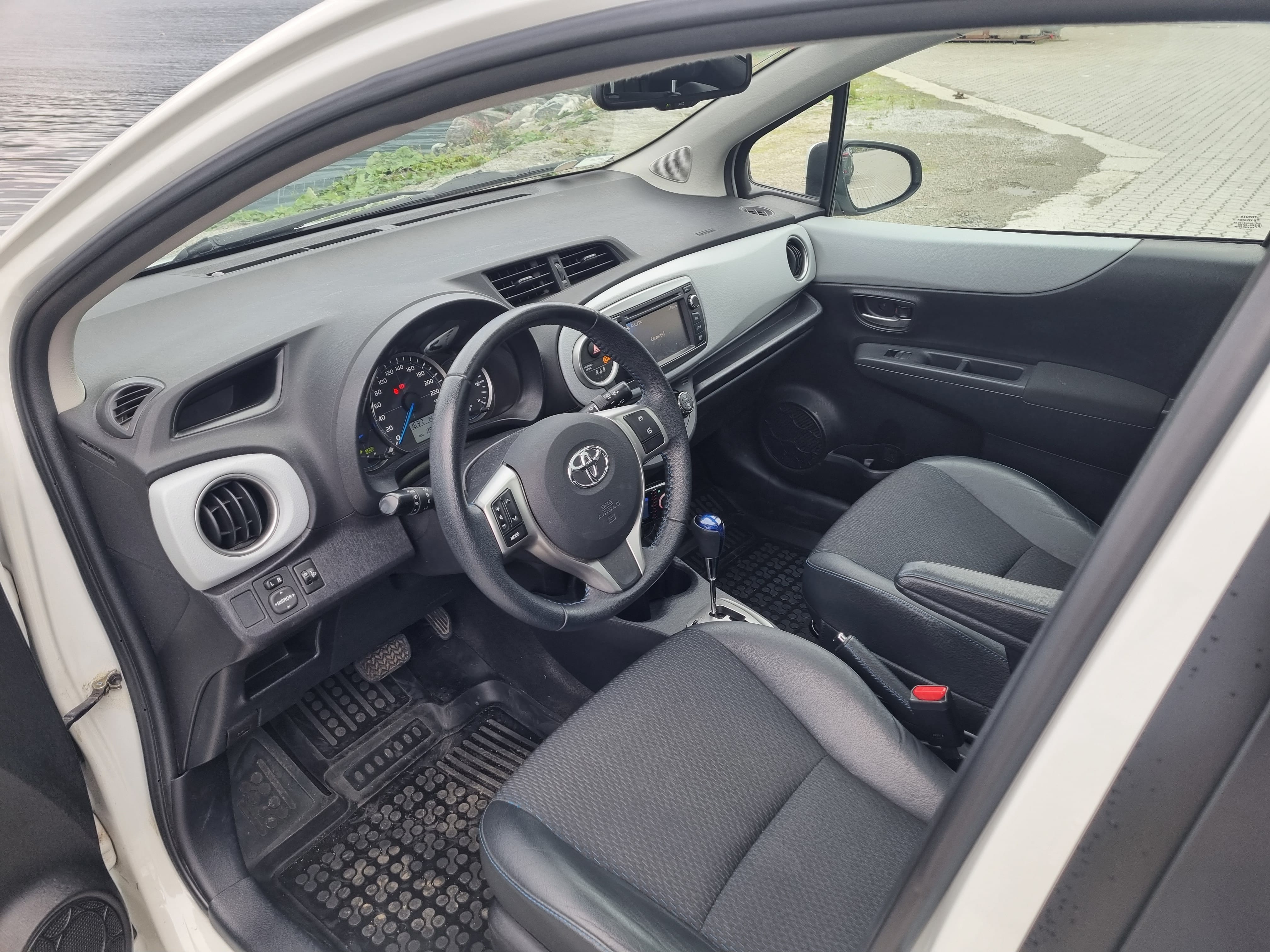 Toyota Yaris Hybrid met Sneeuwbanden