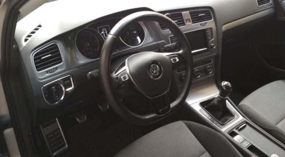 Volkswagen Golf 1600 avec Climatisation