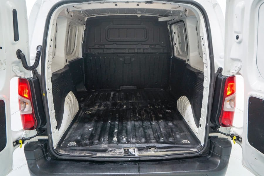 Peugeot Partner con Tracción cuatro ruedas