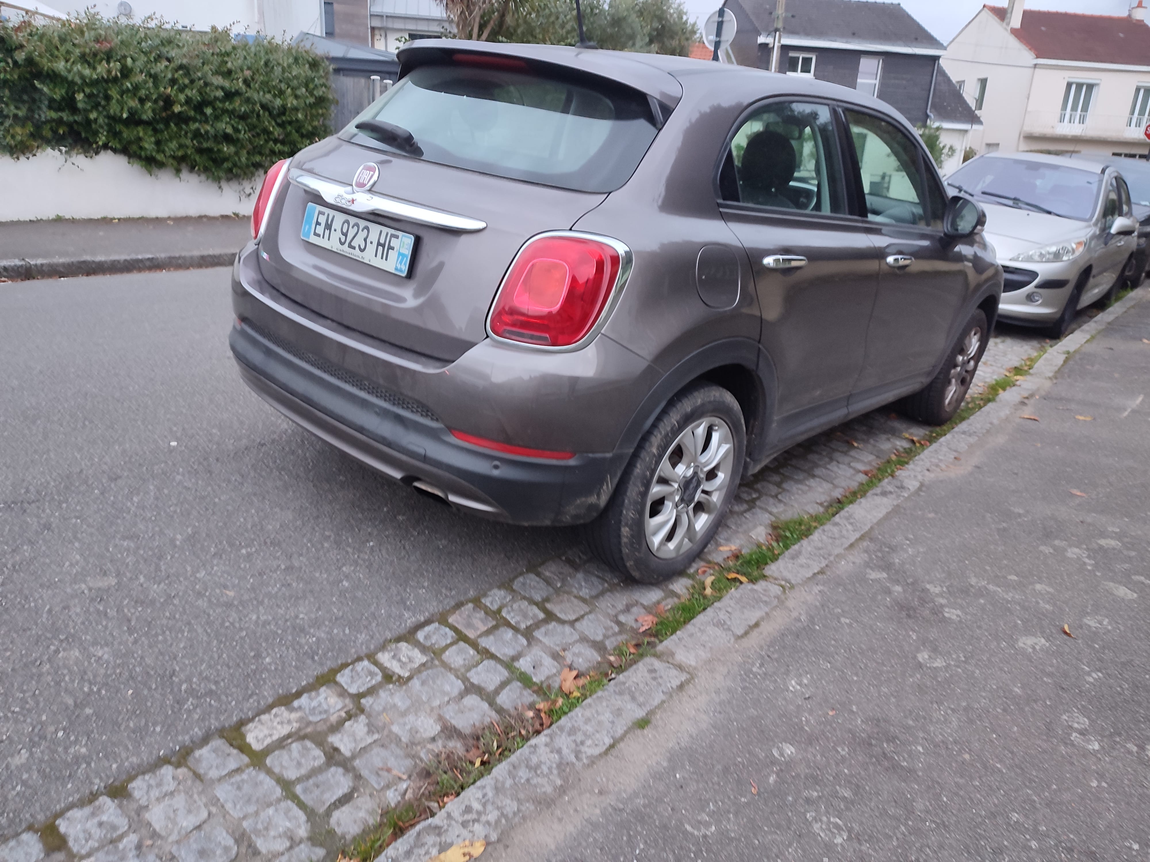 Fiat 500 X avec GPS