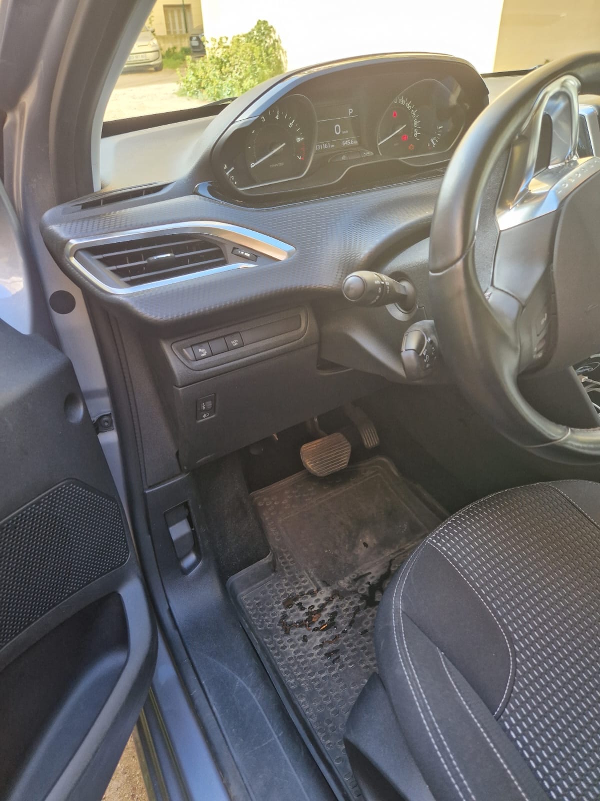 Peugeot 208 avec Régulateur de vitesse