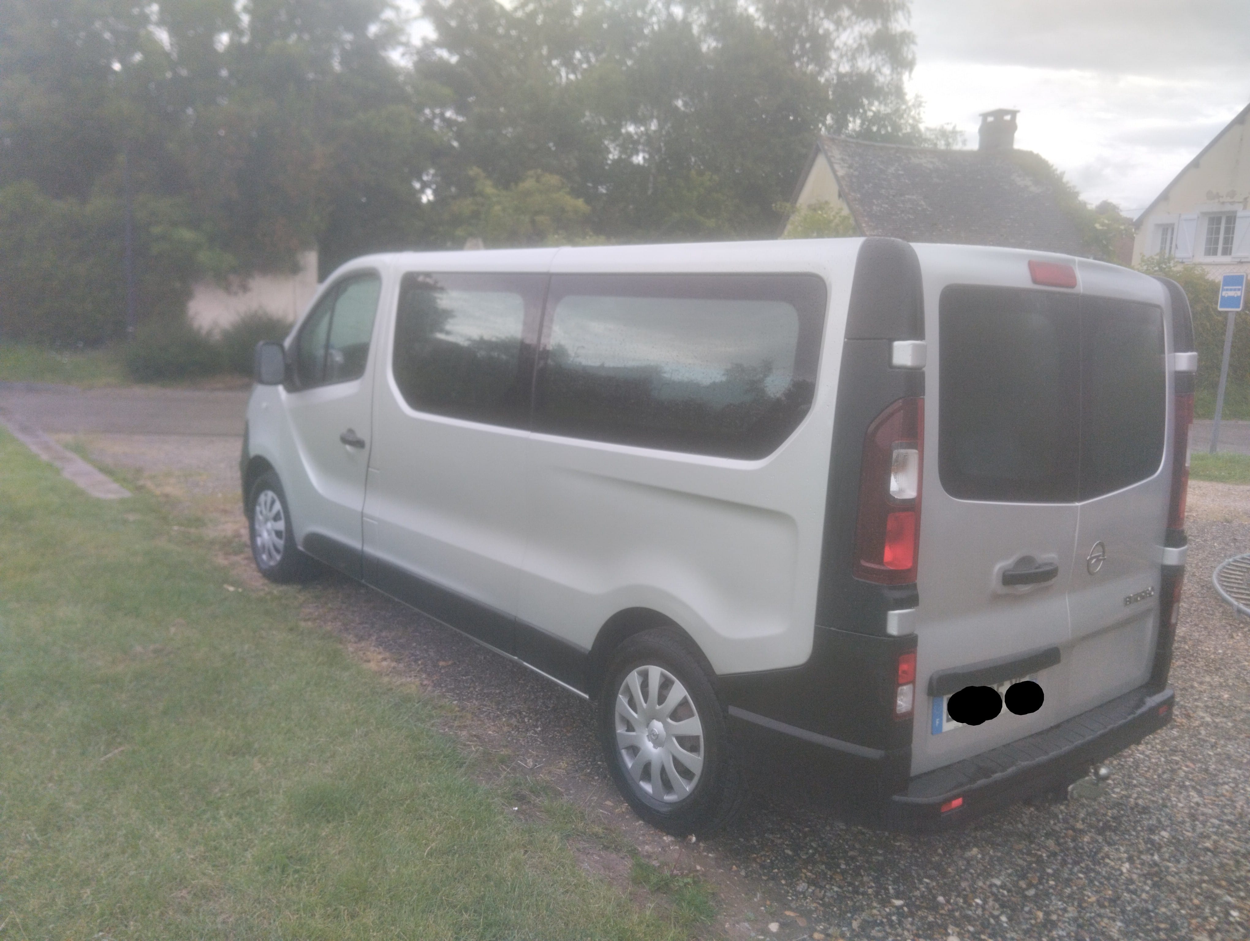 Opel Vivaro avec Régulateur de vitesse