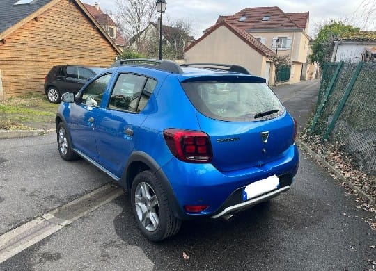 Dacia Sandero Stepway 1.5L Dci avec GPS