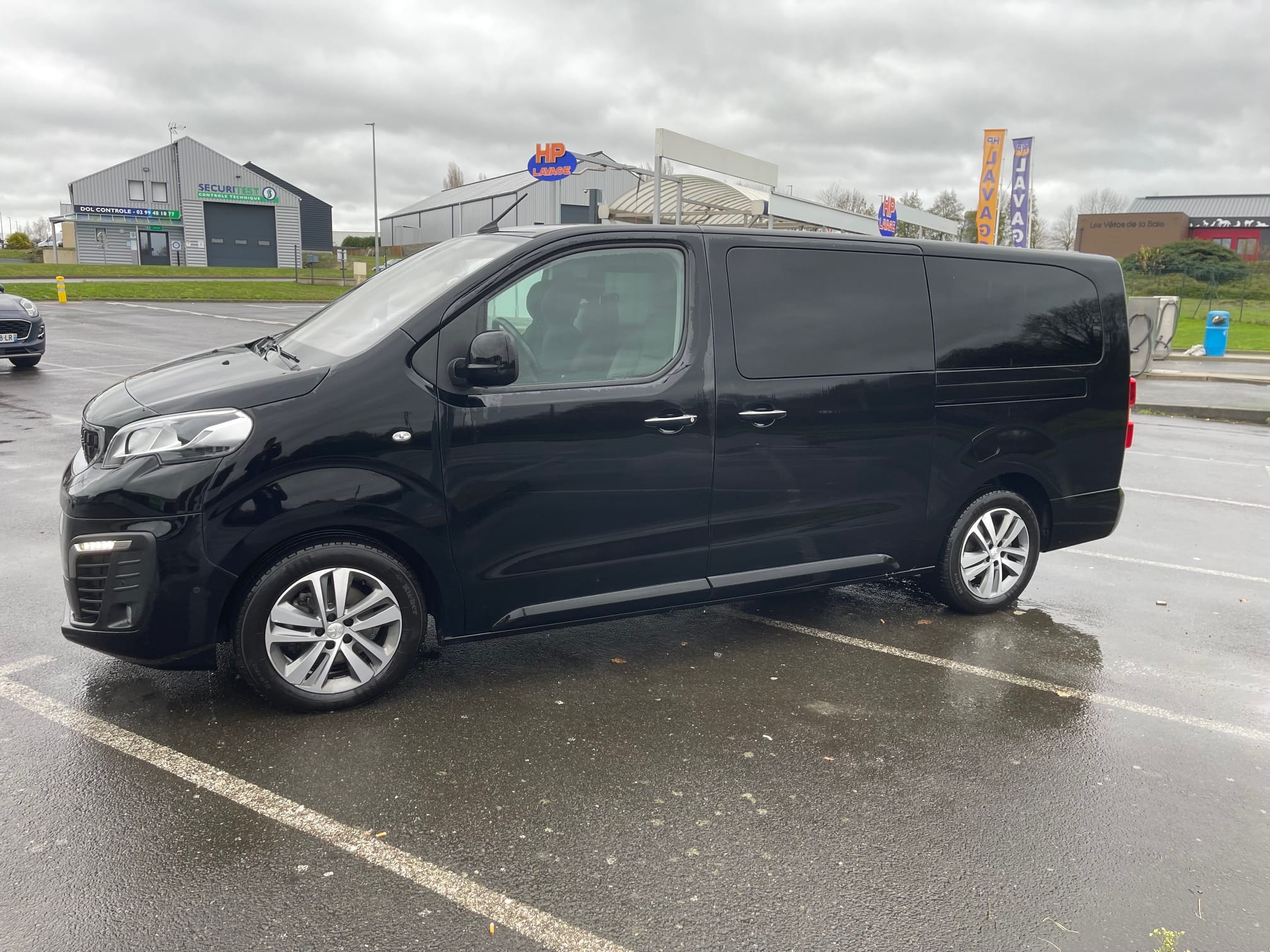 Peugeot Traveller avec Climatisation