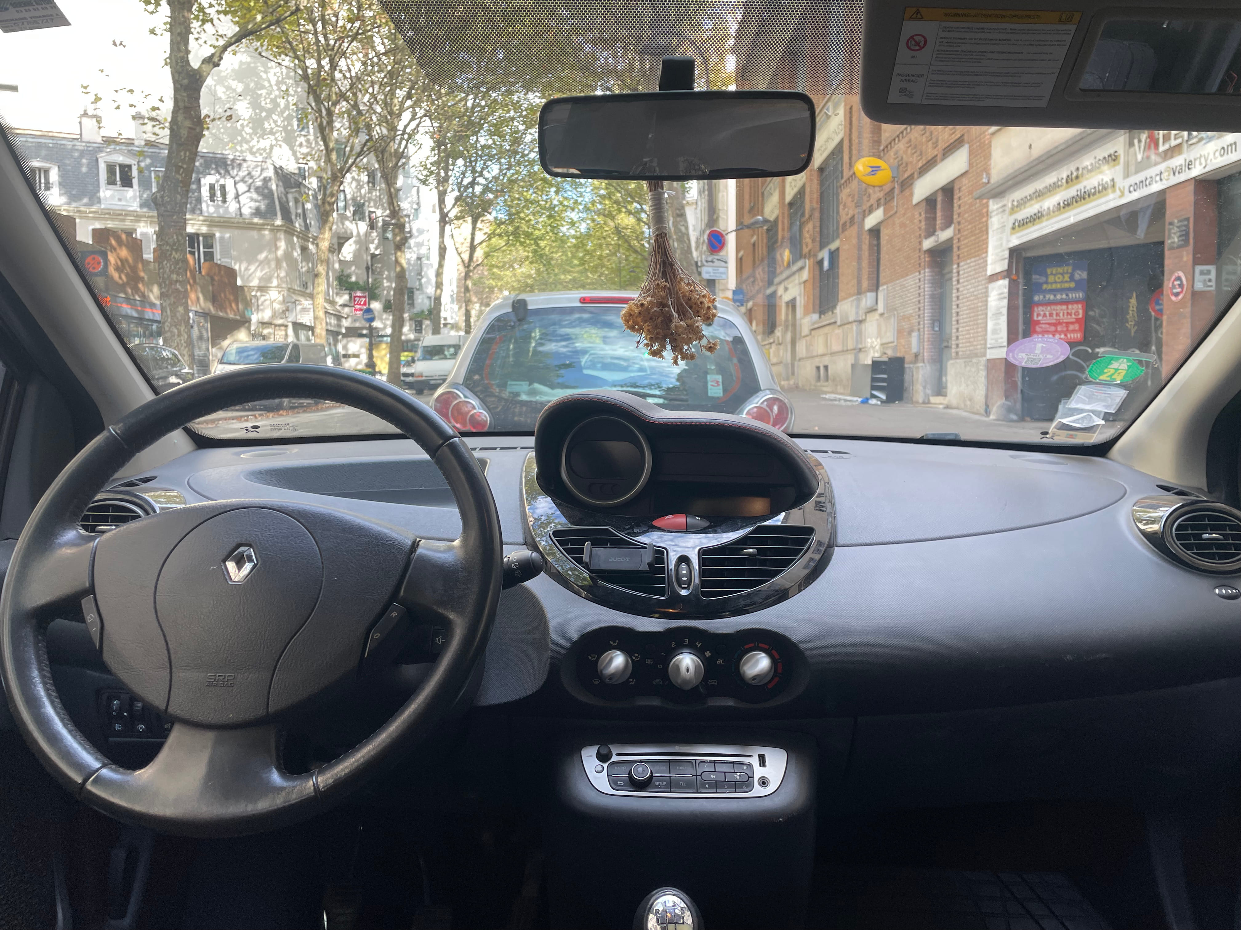 Renault Twingo II con Control de velocidad
