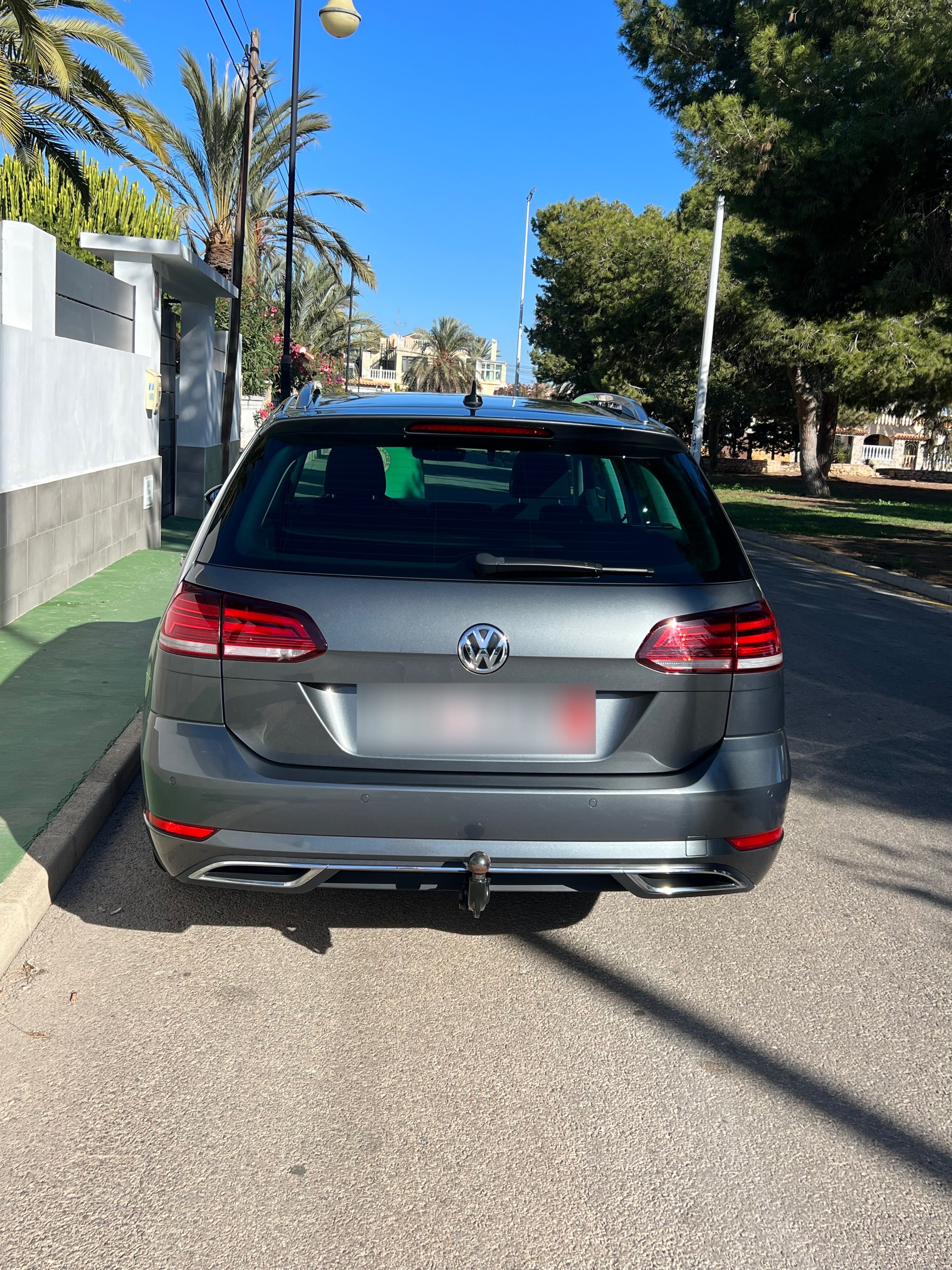 Volkswagen Golf con GPS