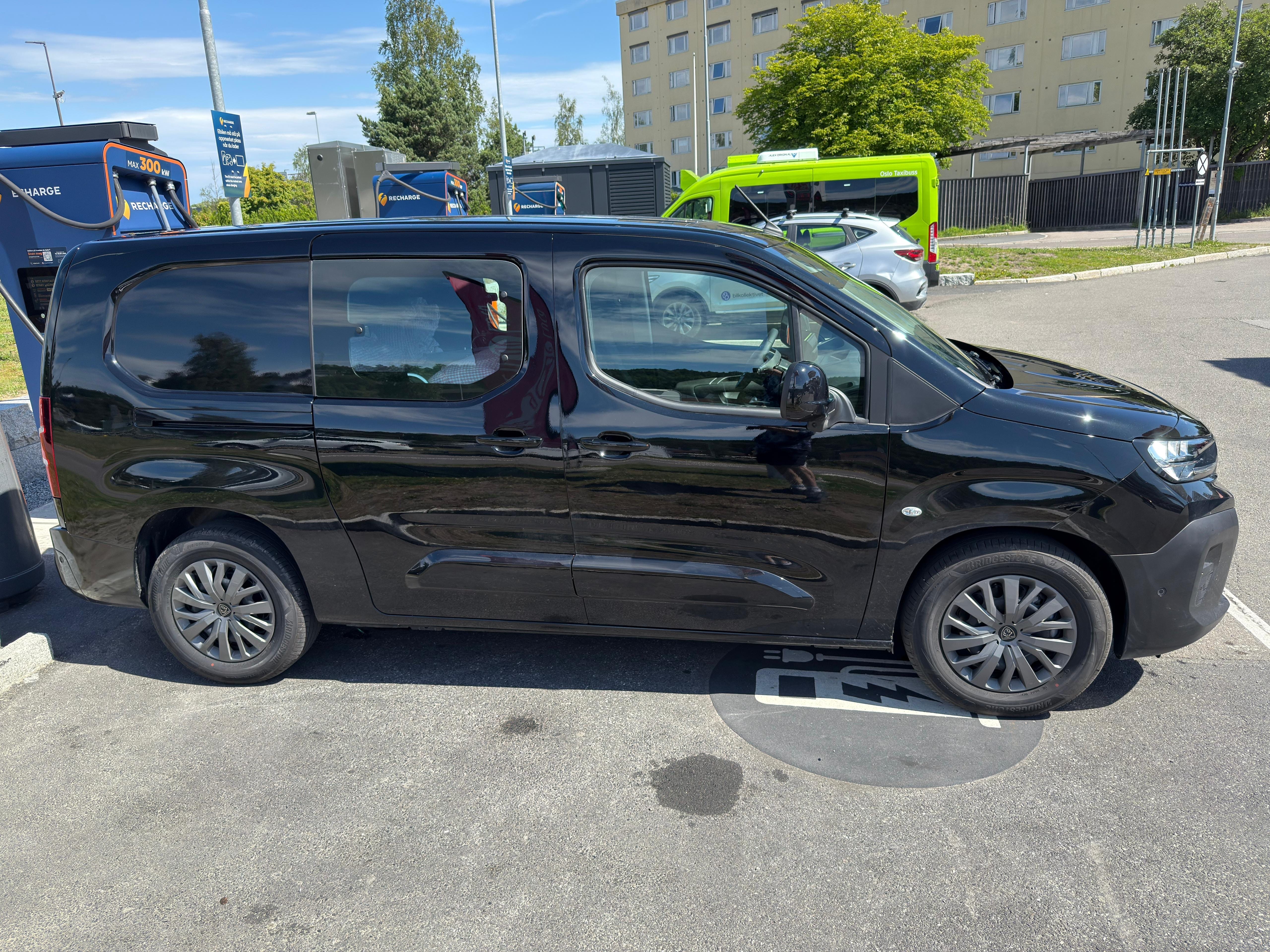 Peugeot Partner with Air conditioning