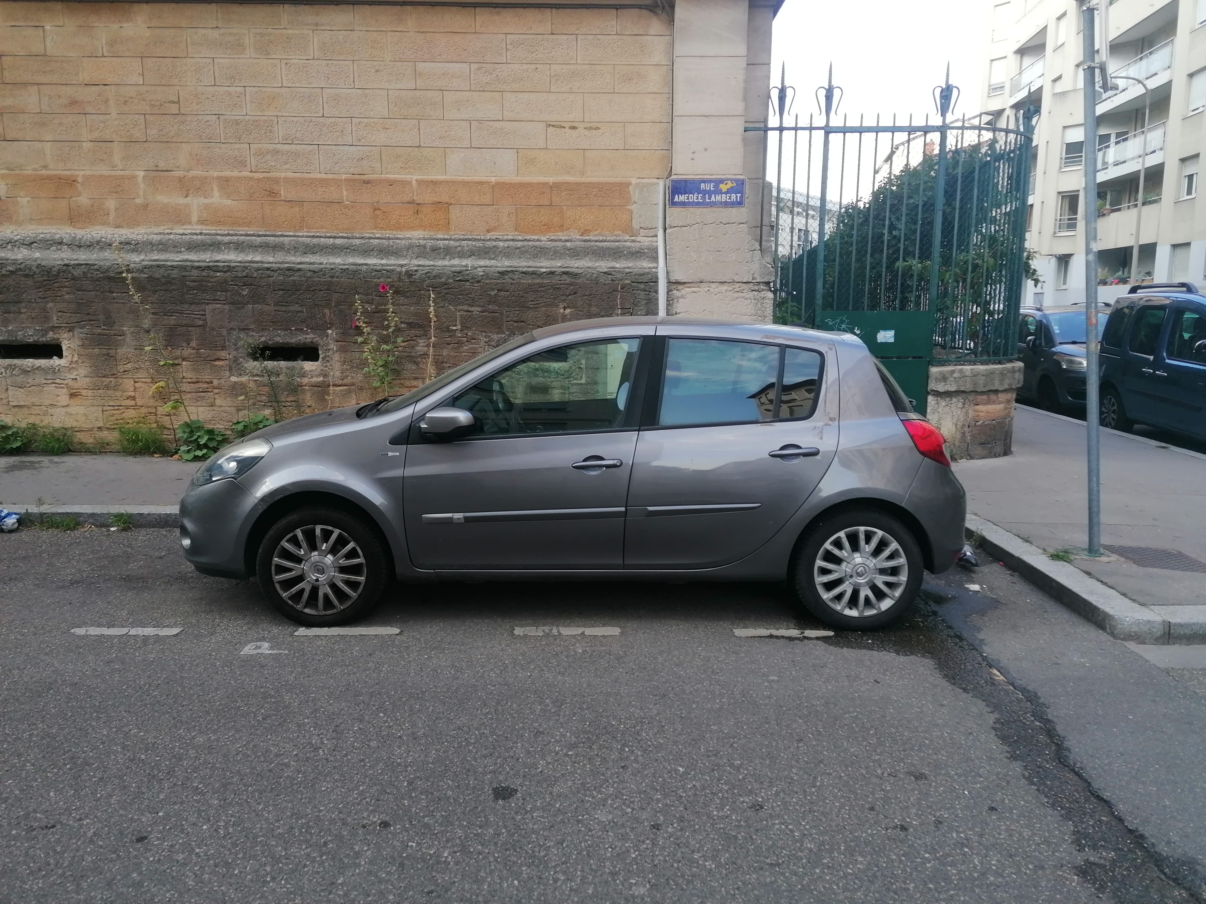 Renault Clio avec Climatisation