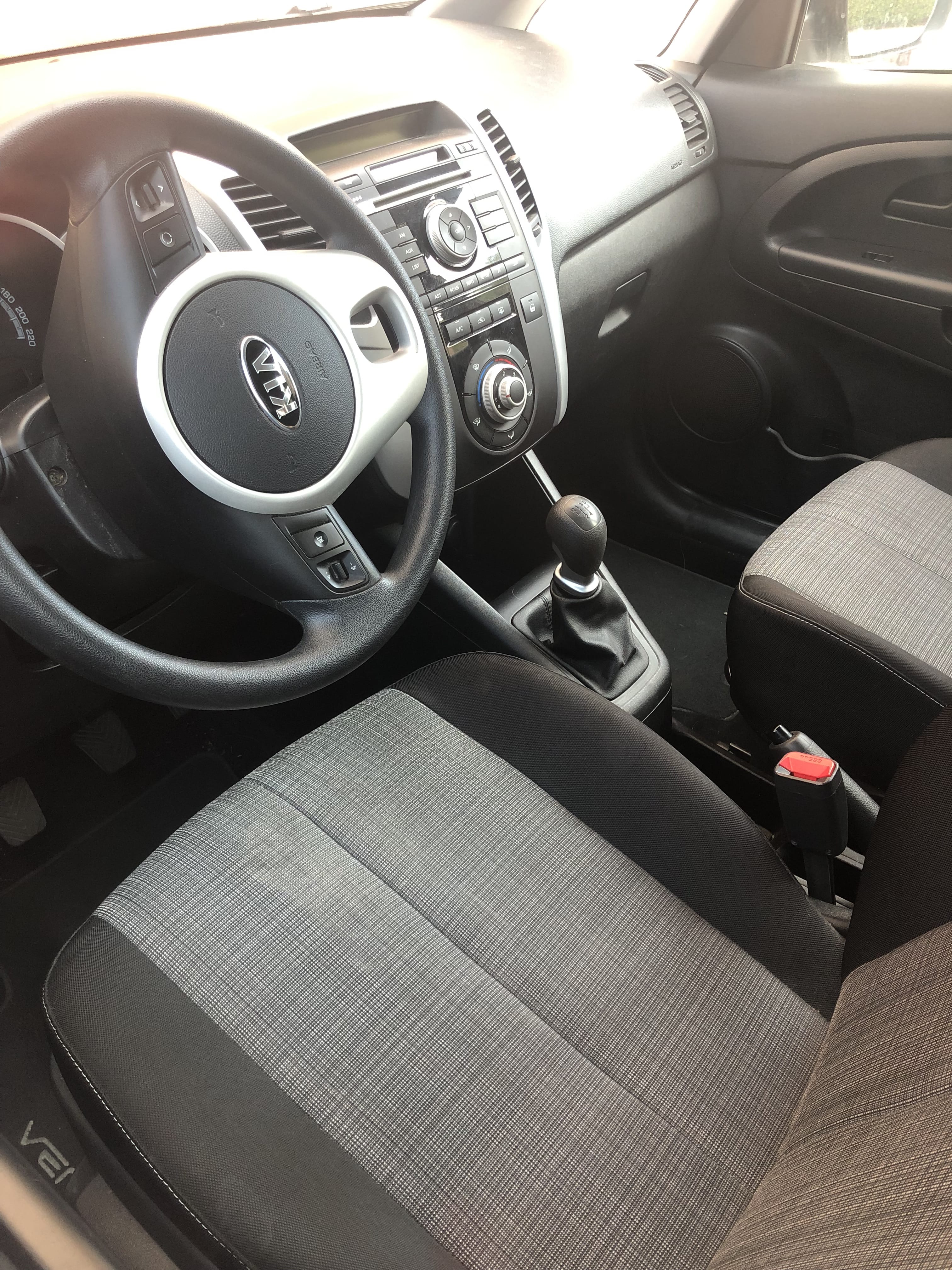 Kia Venga avec Entrée audio / iPod