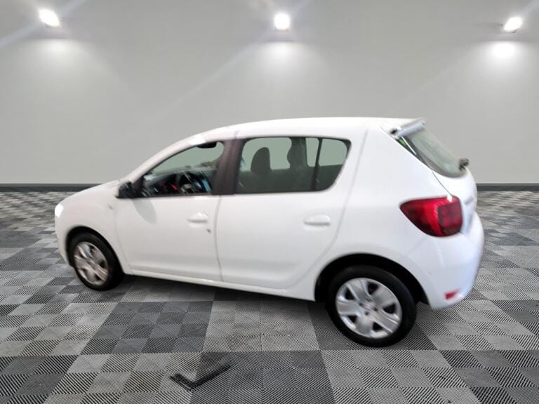 Dacia Sandero Lauréate with Apple CarPlay