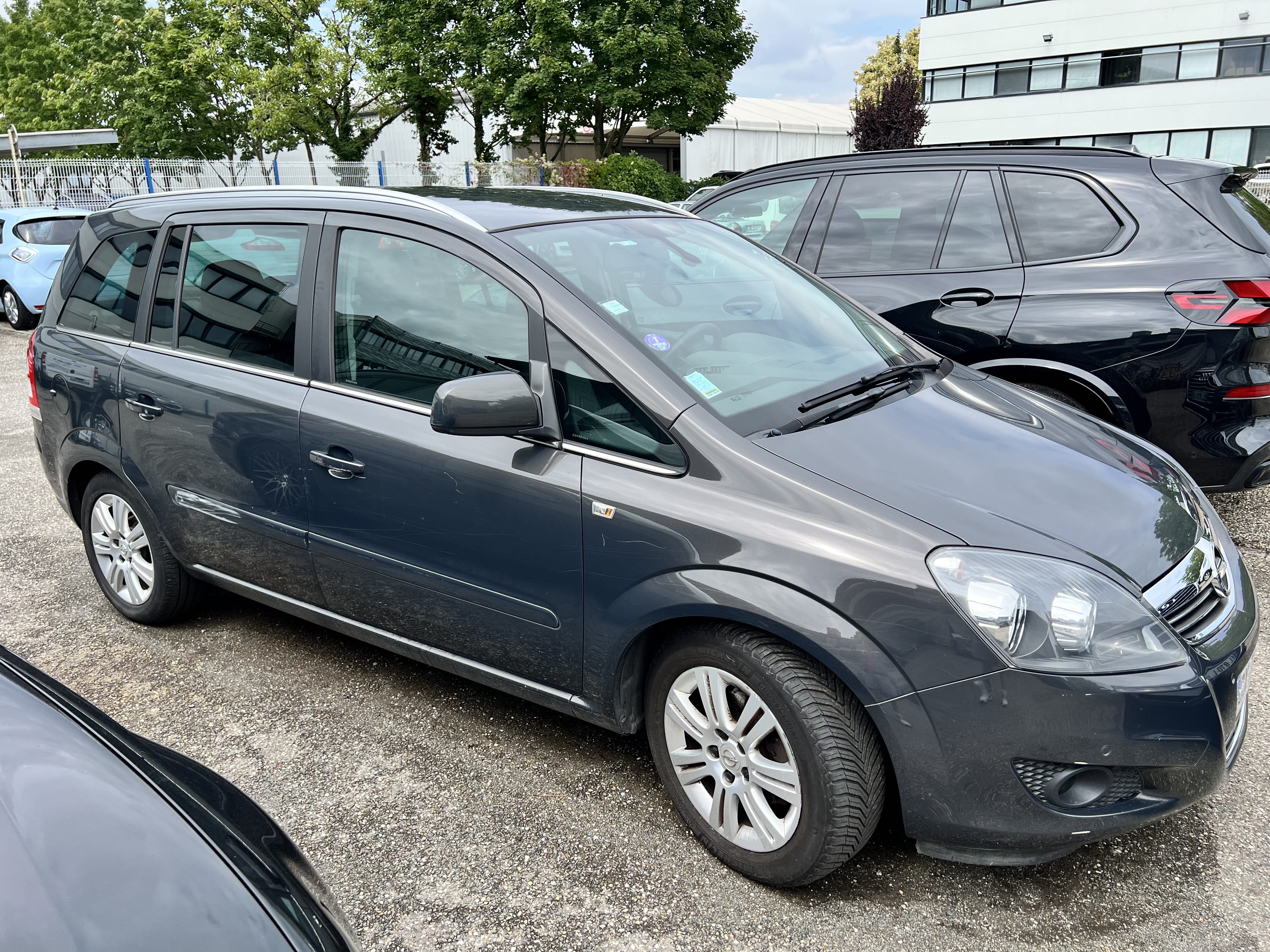 Opel Zafira 1.8 140CV - 7 places avec Climatisation