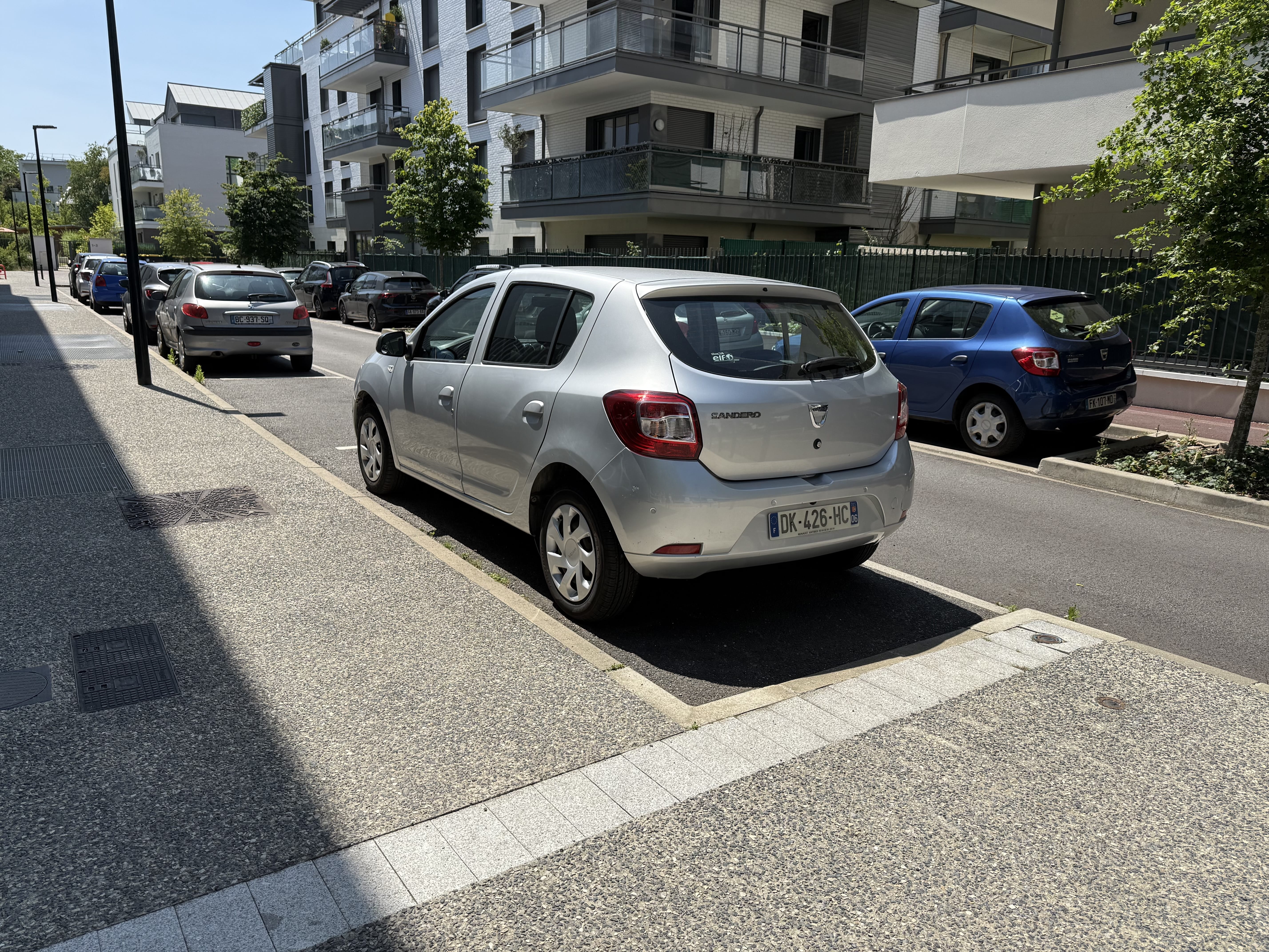 Dacia Sandero II avec GPS