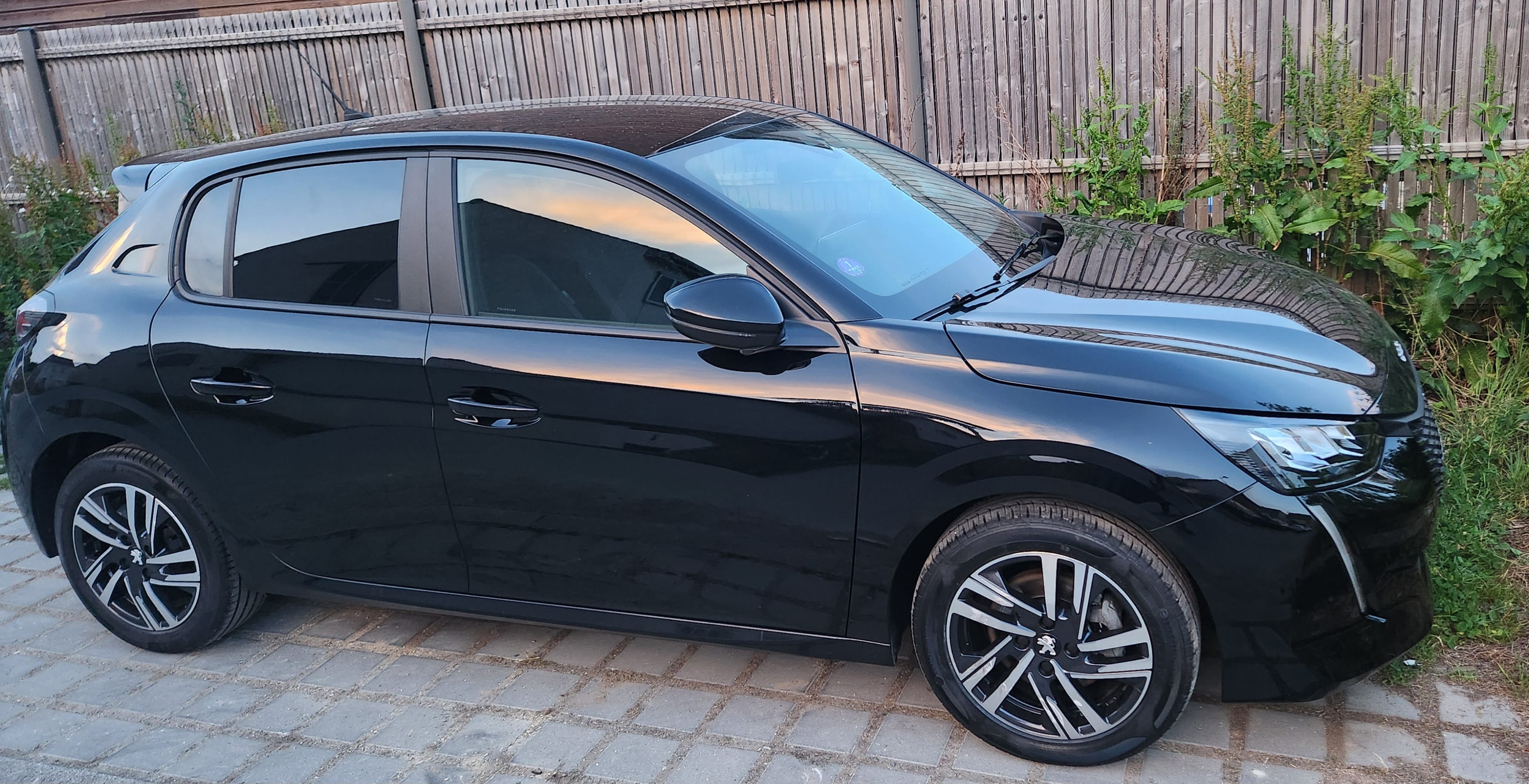 Peugeot 208 avec Régulateur de vitesse