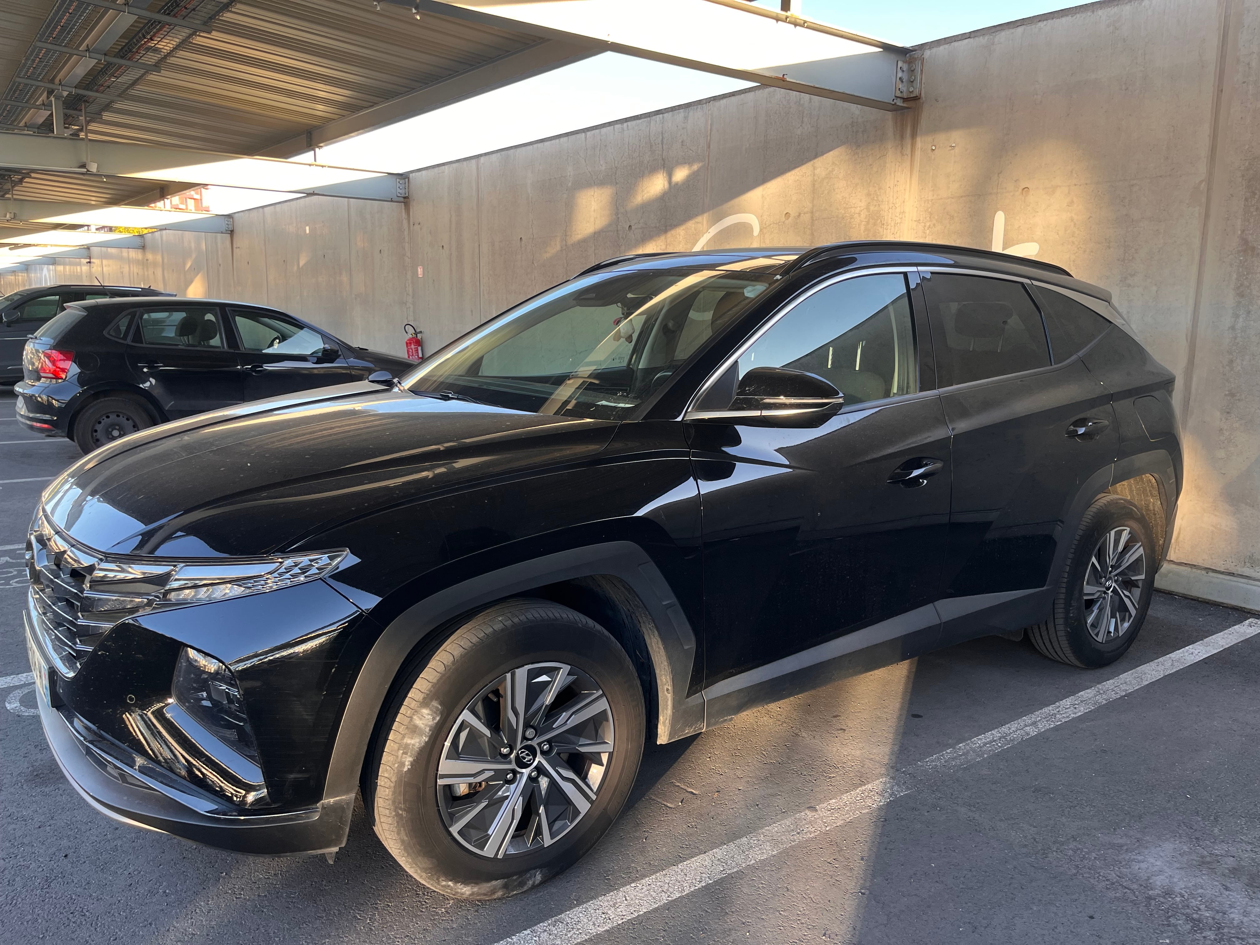Hyundai Tucson, 2022, Essence 98 / Électrique (hybride), automatique