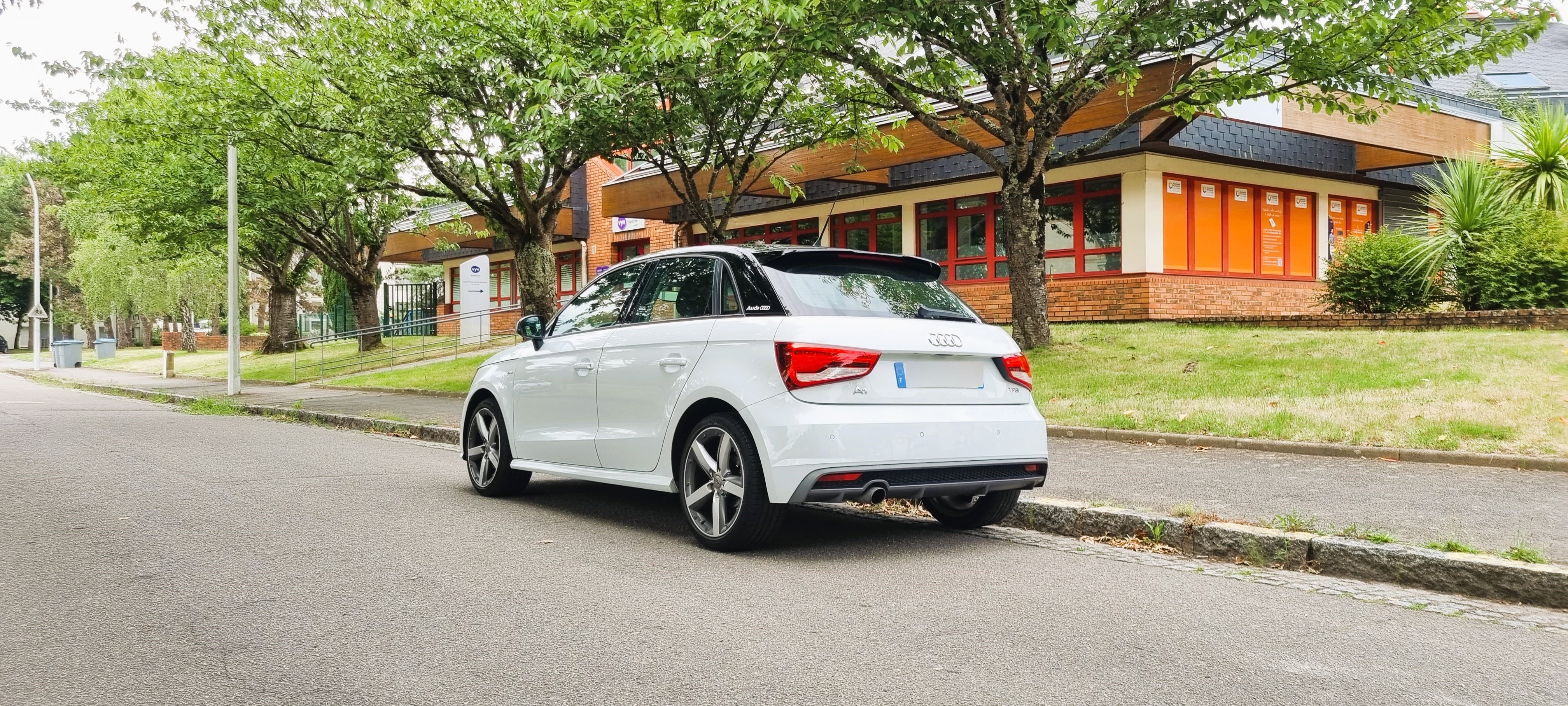 Audi A1 Sportback S line avec GPS