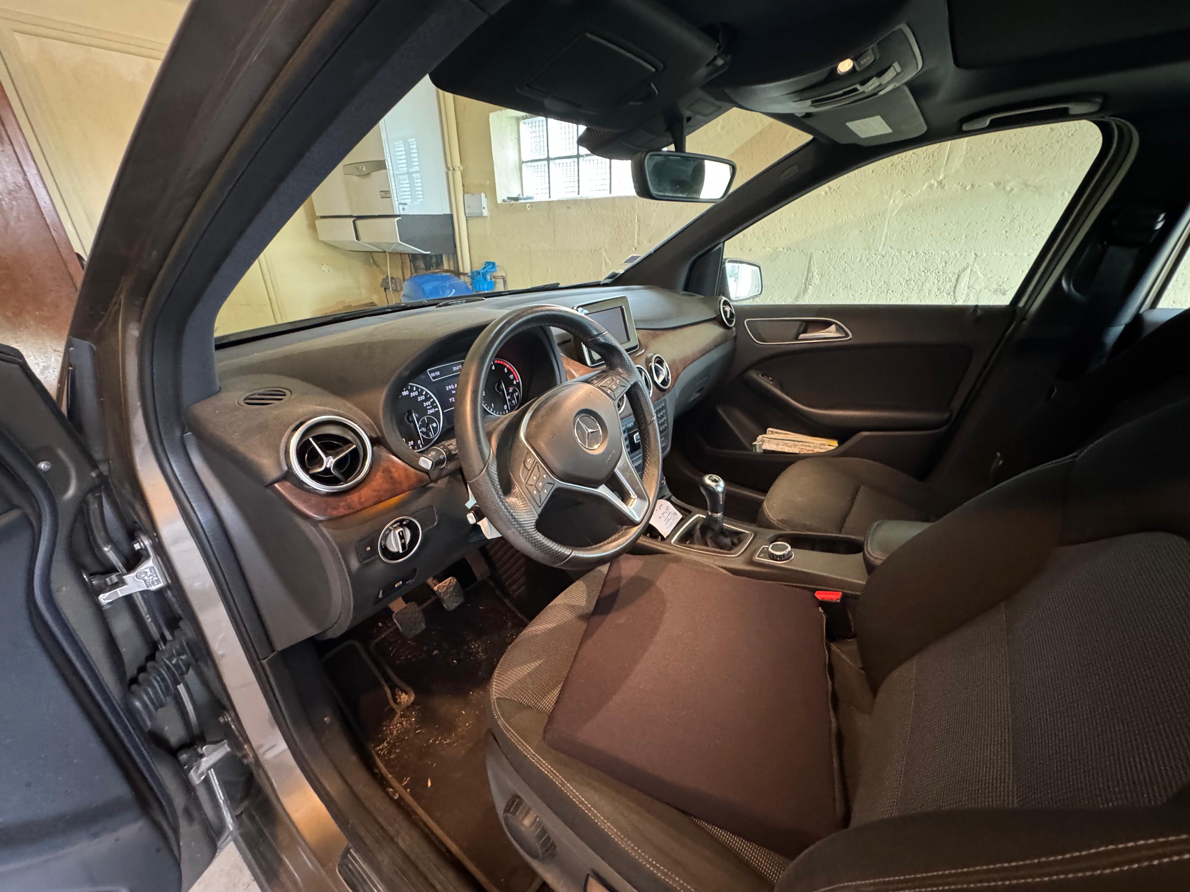 Mercedes-Benz Classe B CDI 200 con Aire acondicionado