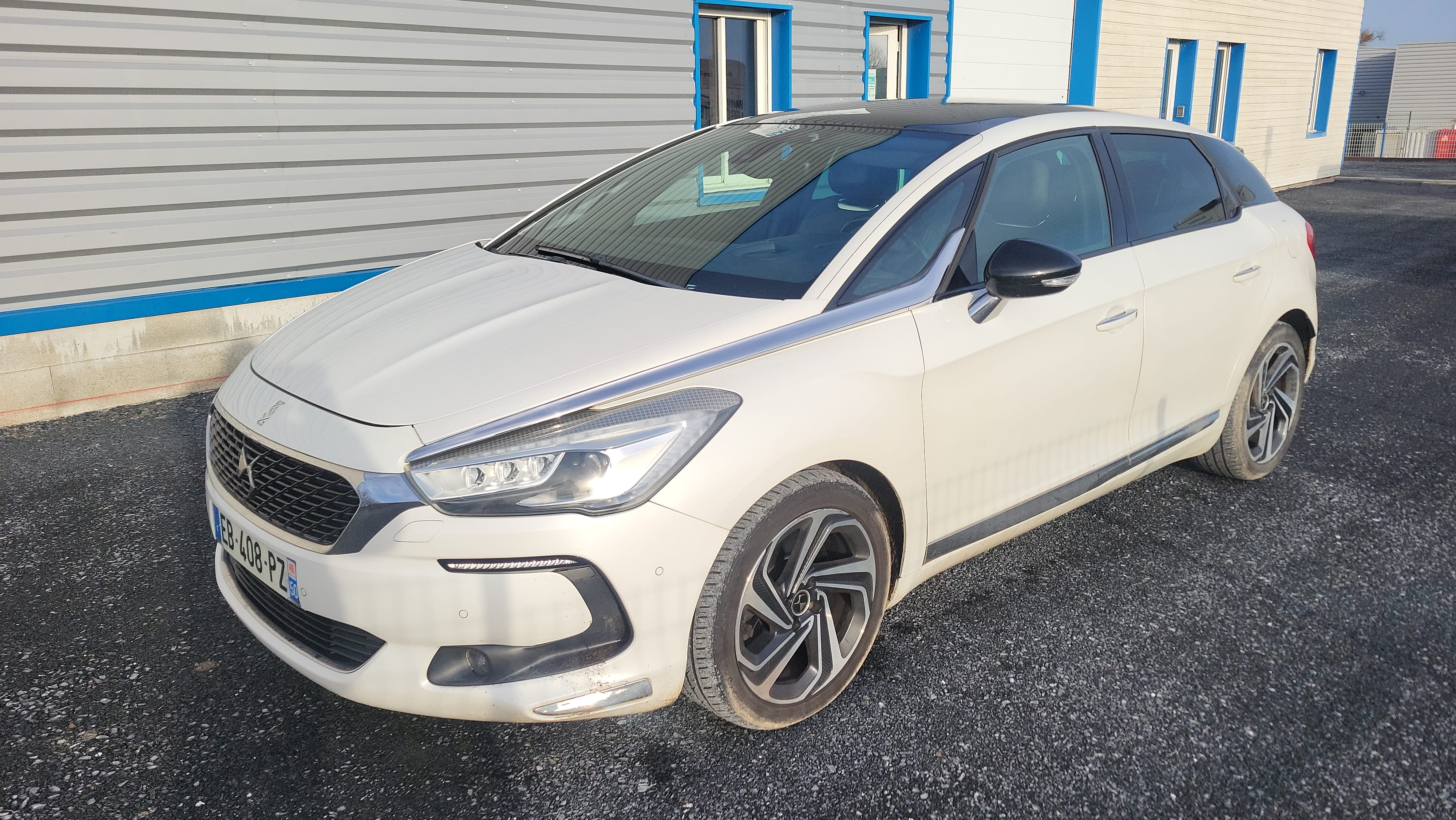 DS 5 2l HDI sport chic, 2016, Diesel, automatique