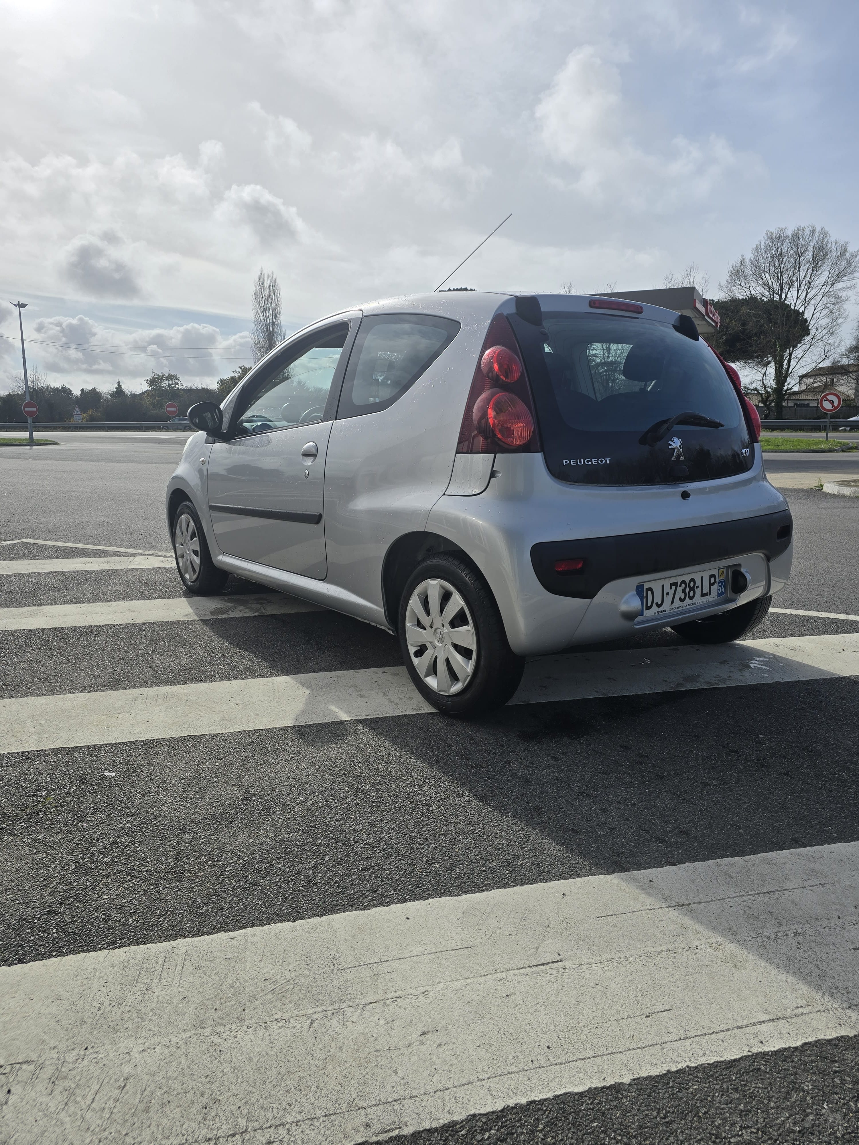 Peugeot 107 1.0