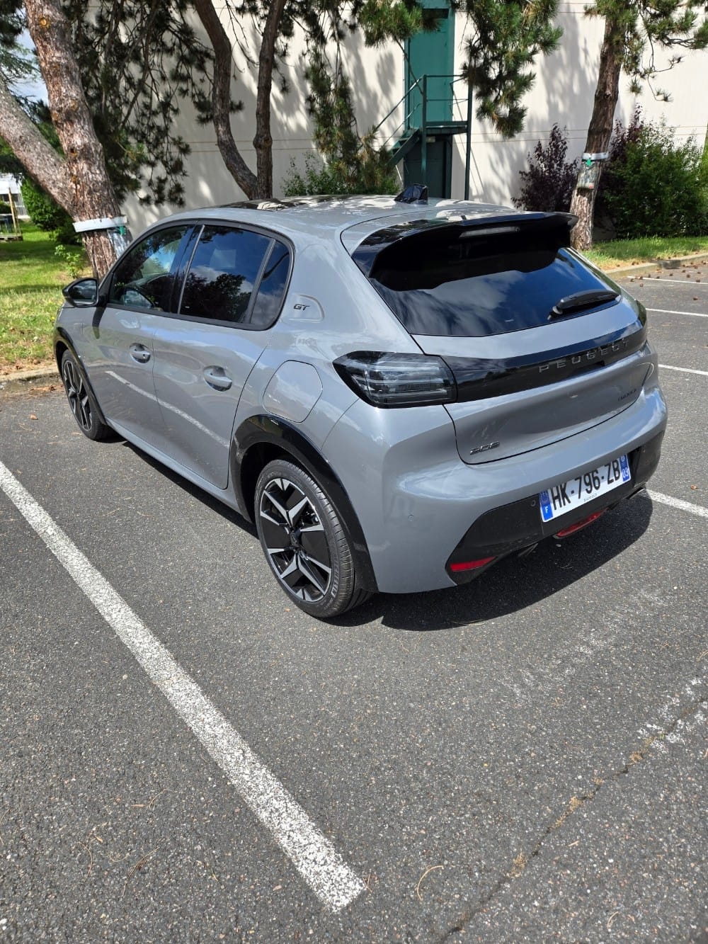 Peugeot 208 avec Caméra de recul