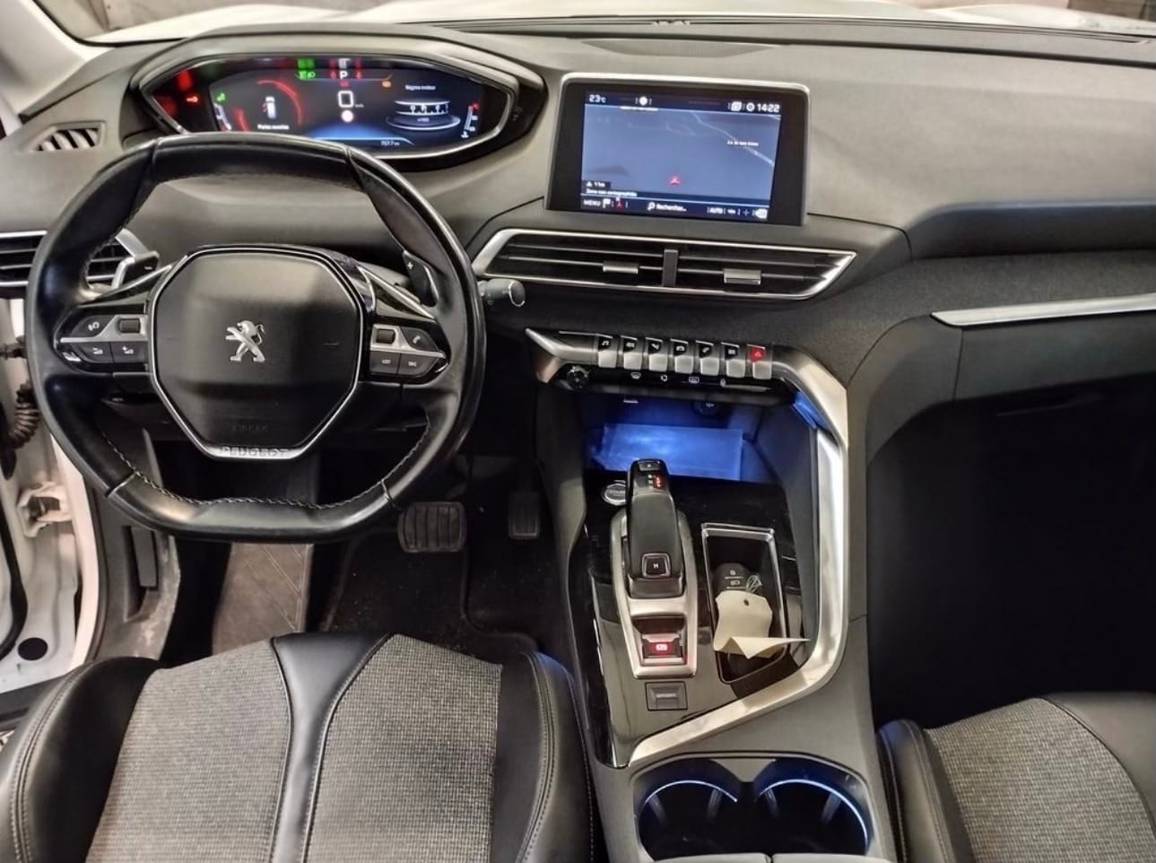 Peugeot 5008 II 1.6 THP 165CV Essence Boite Automatique met Cruise control