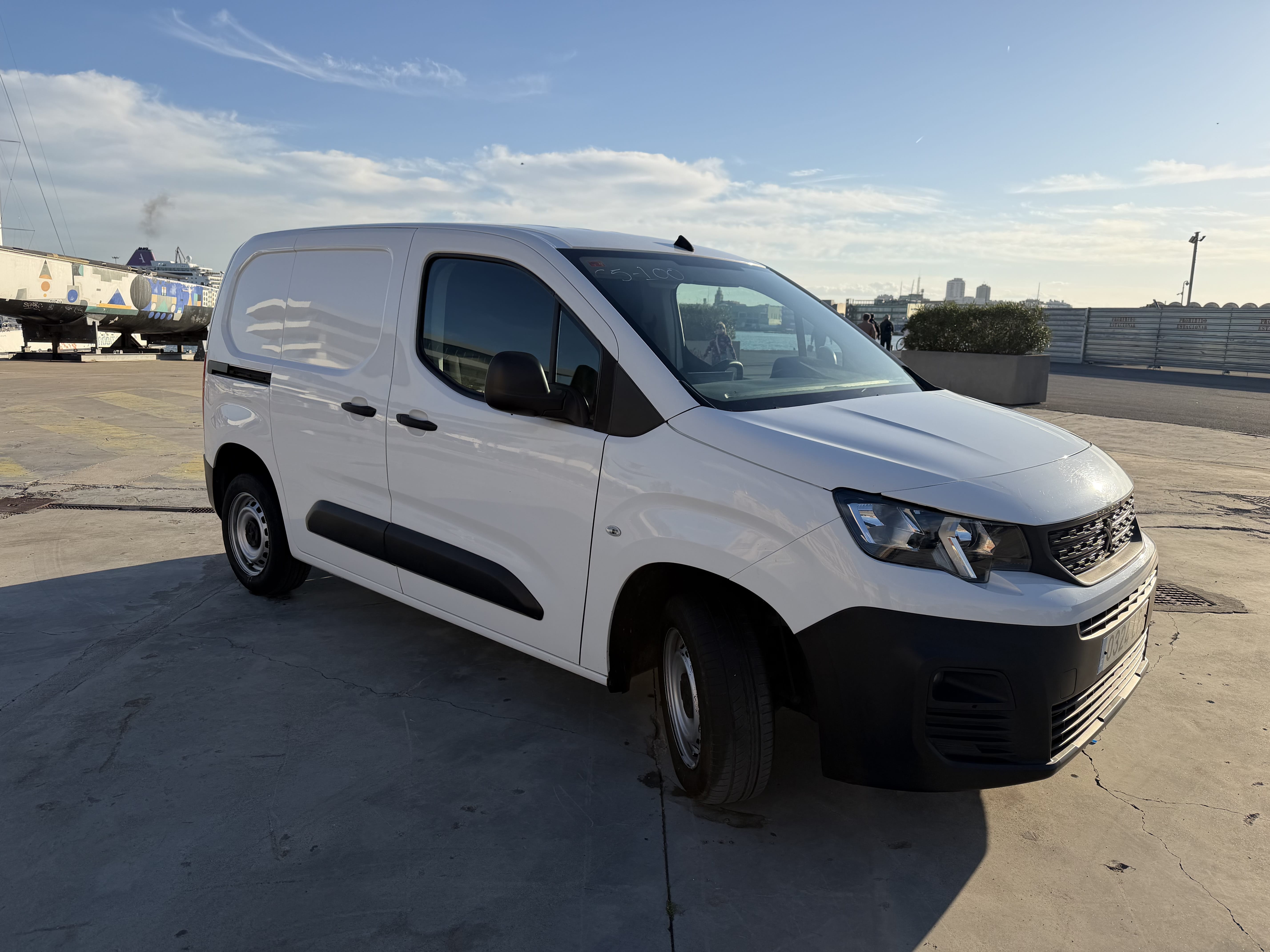 Peugeot Partner con Entrada de Audio/iPod