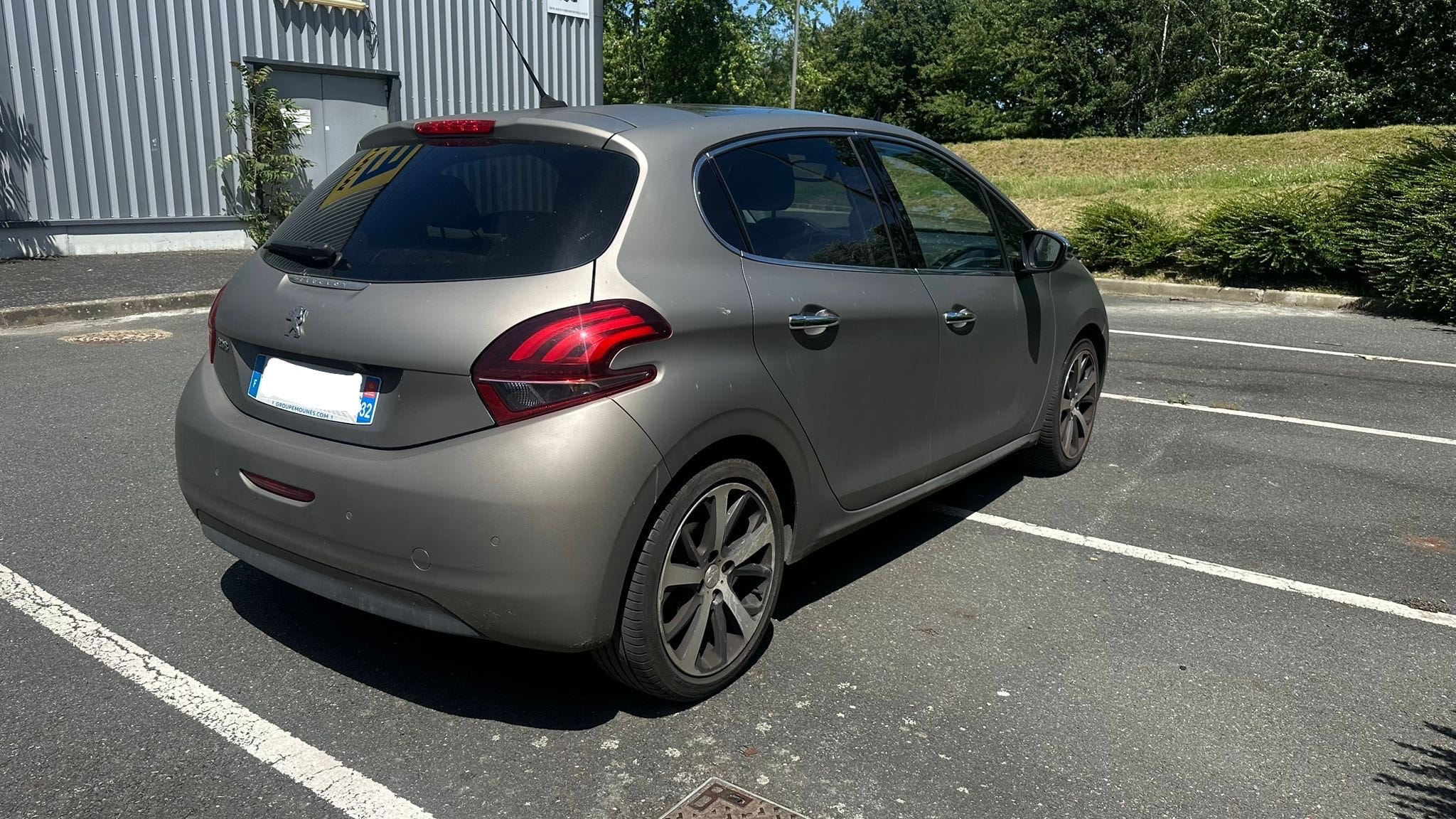 Peugeot 208 avec Climatisation