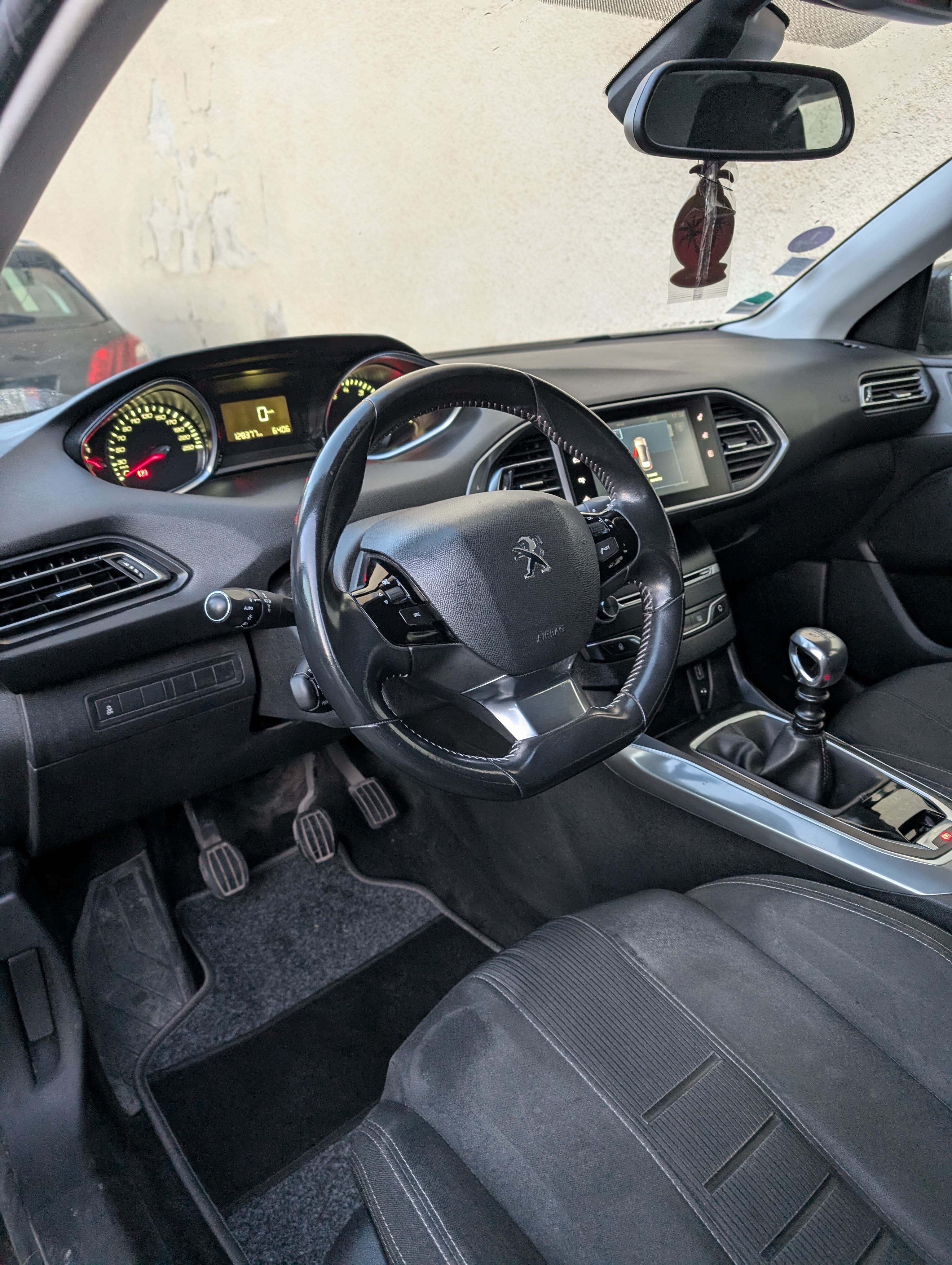 Peugeot 308 1.6 essence