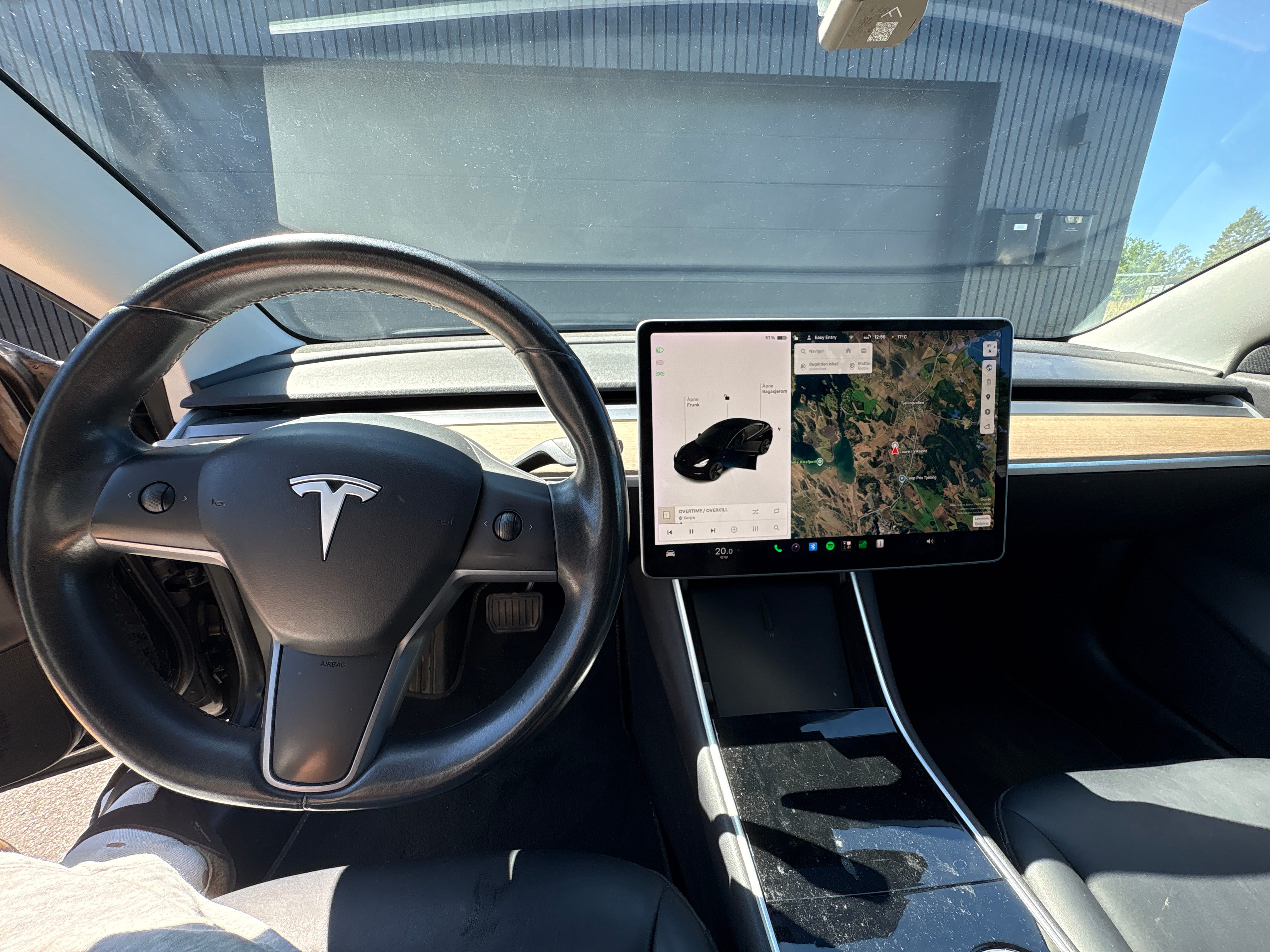 Tesla Model 3 Long Range med GPS