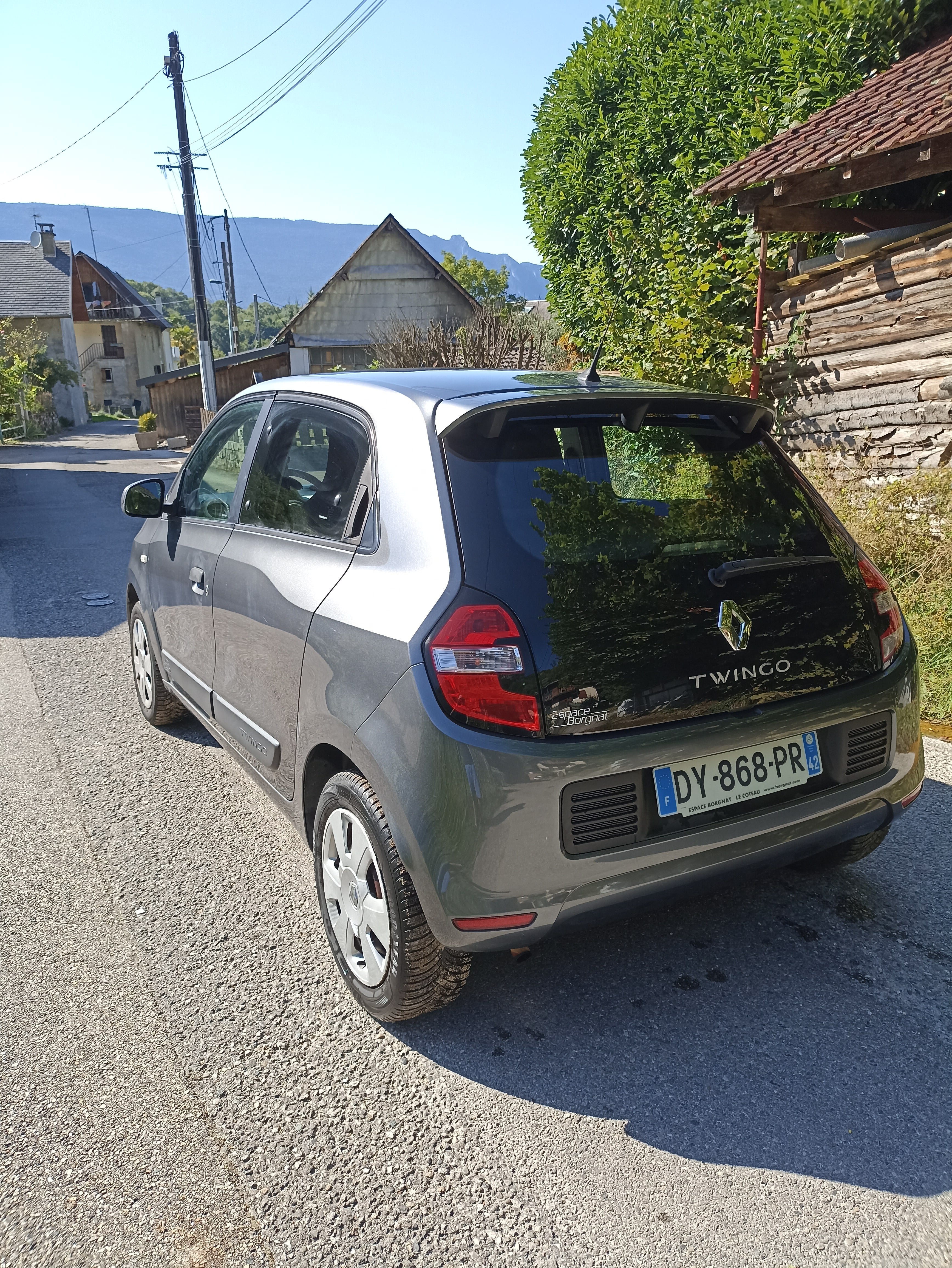 Renault Twingo III avec Siège bébé