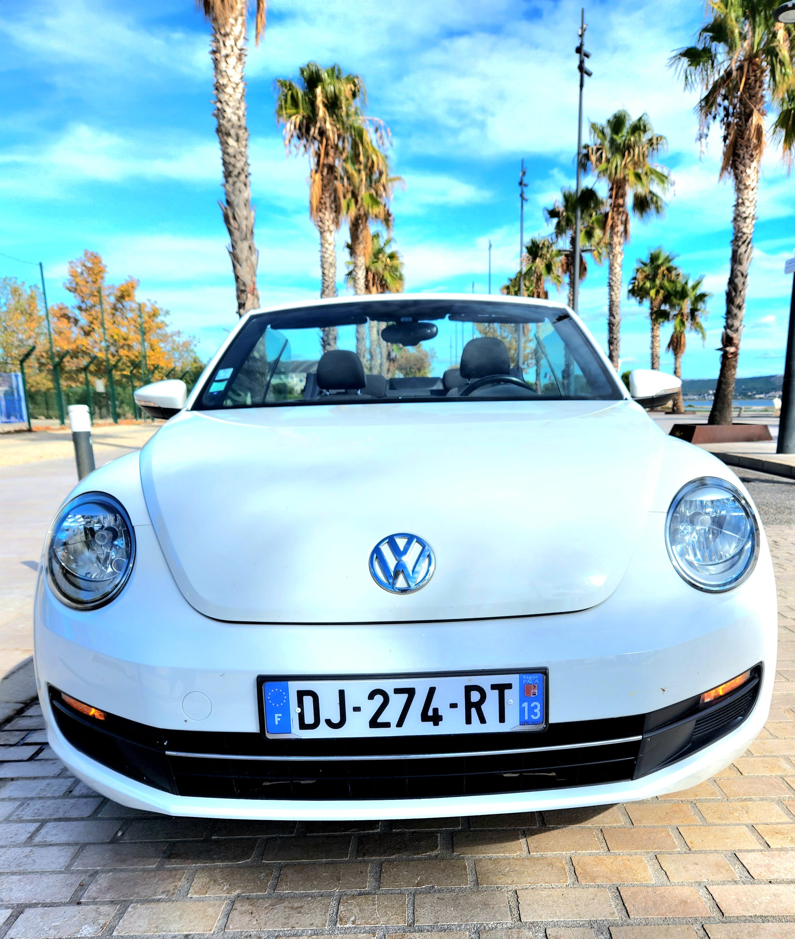 Volkswagen Coccinelle Cabriolet  Bi carburation Ethanol E85 avec Entrée audio / iPod
