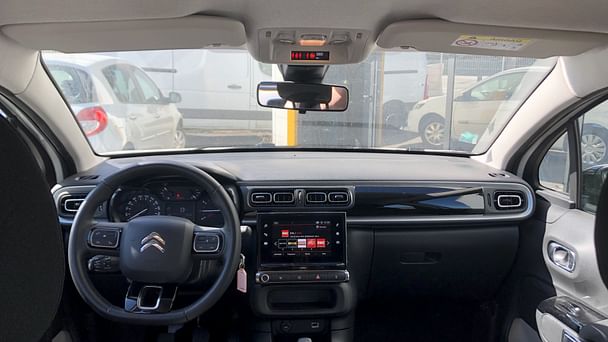 Citroen C3 Louez la Citroën C3 Essence – Confort, Technologie et Économie ! avec GPS