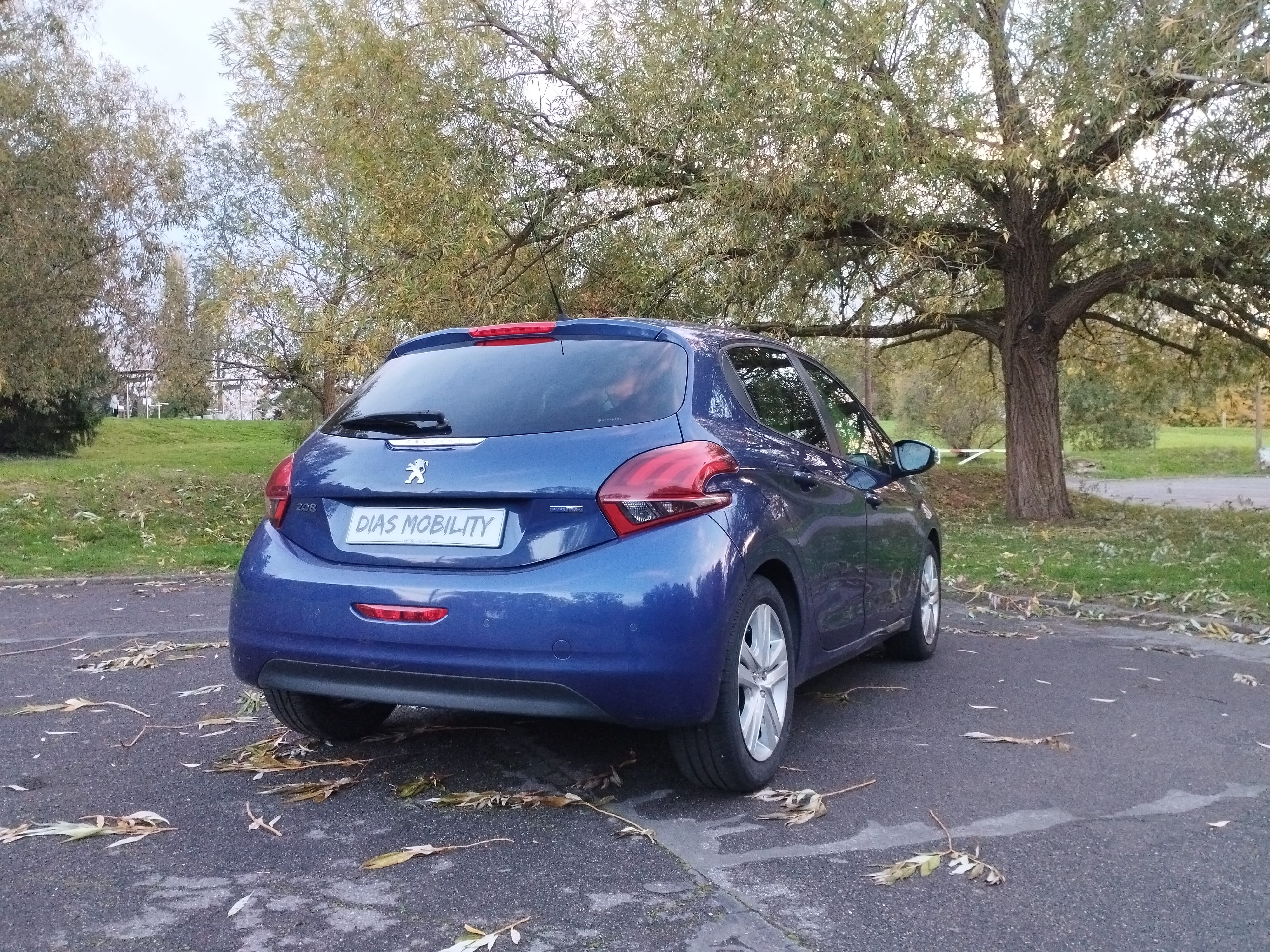 Peugeot 208 avec Entrée audio / iPod