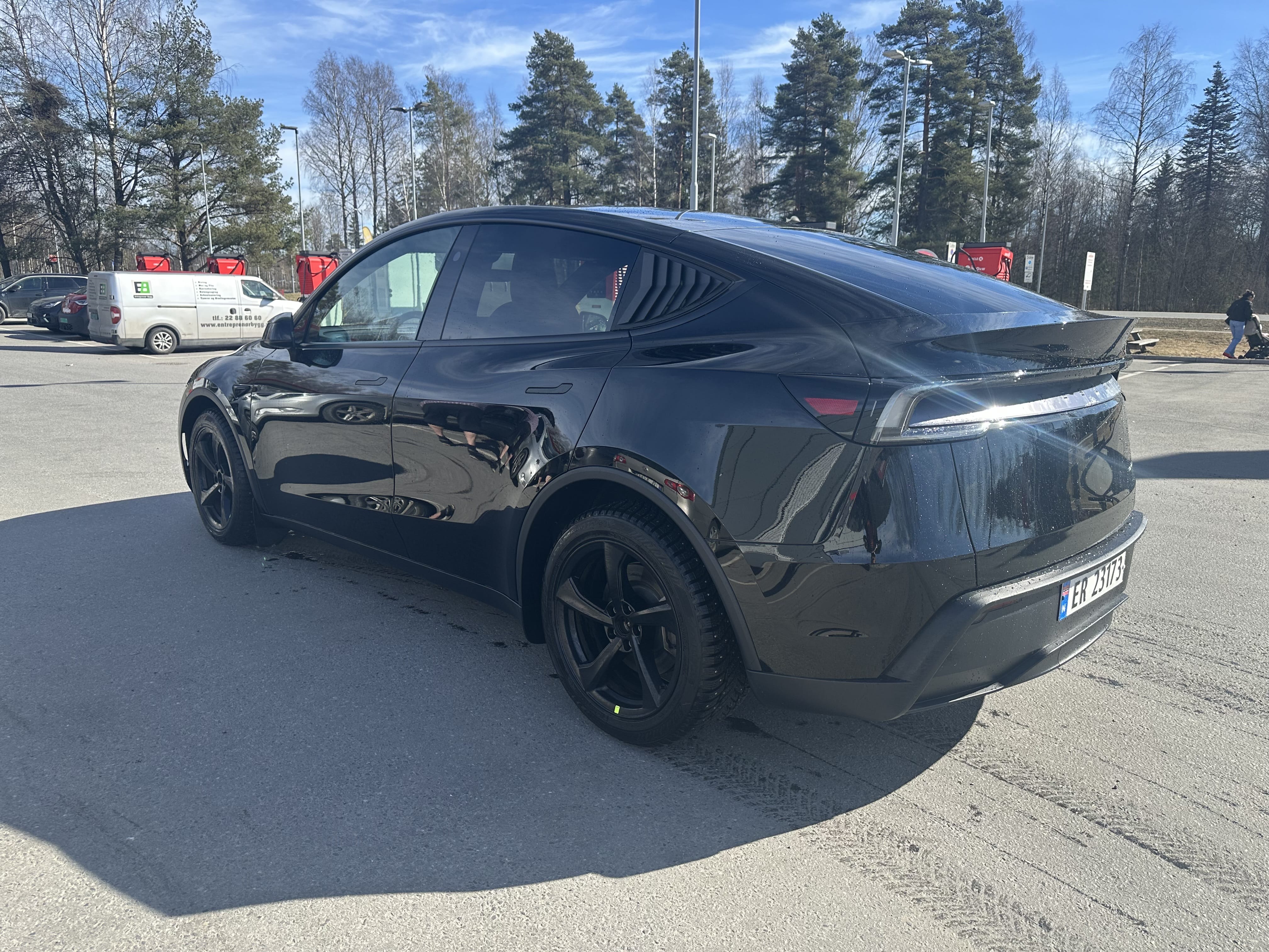 Tesla Model Y Long Range med Ryggekamera