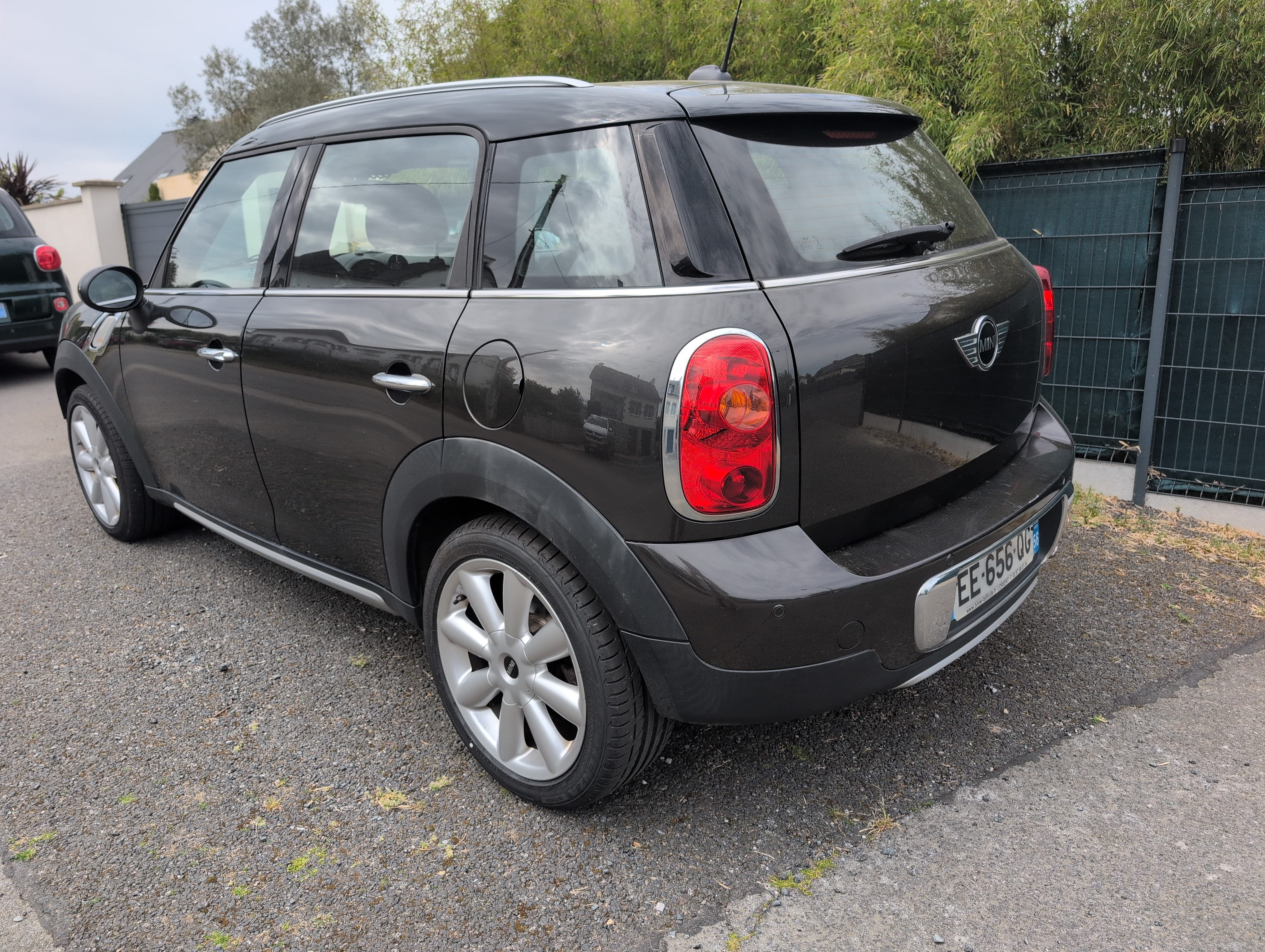 Mini Cooper Countryman avec GPS