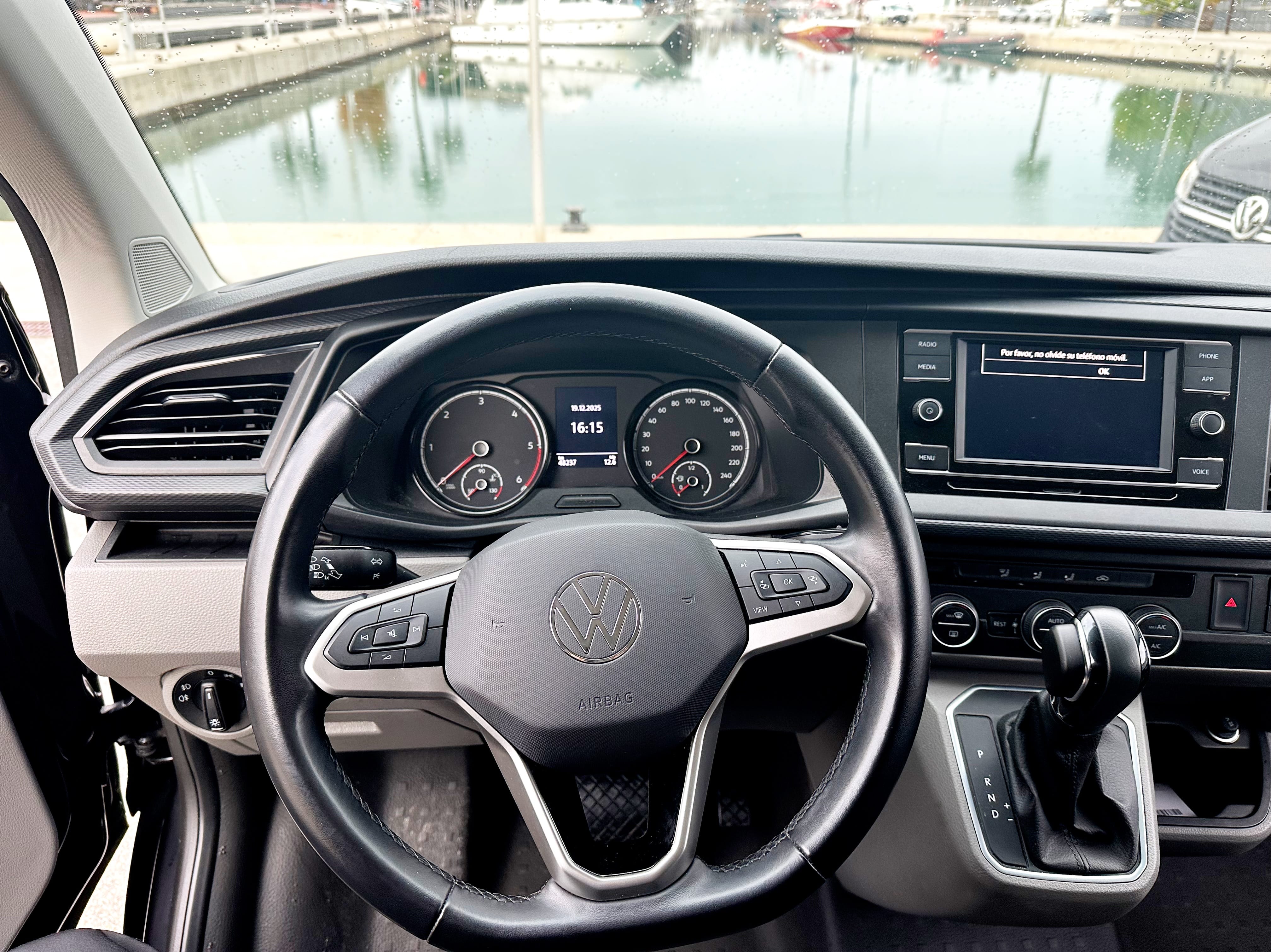 Volkswagen Caravelle con Control de velocidad