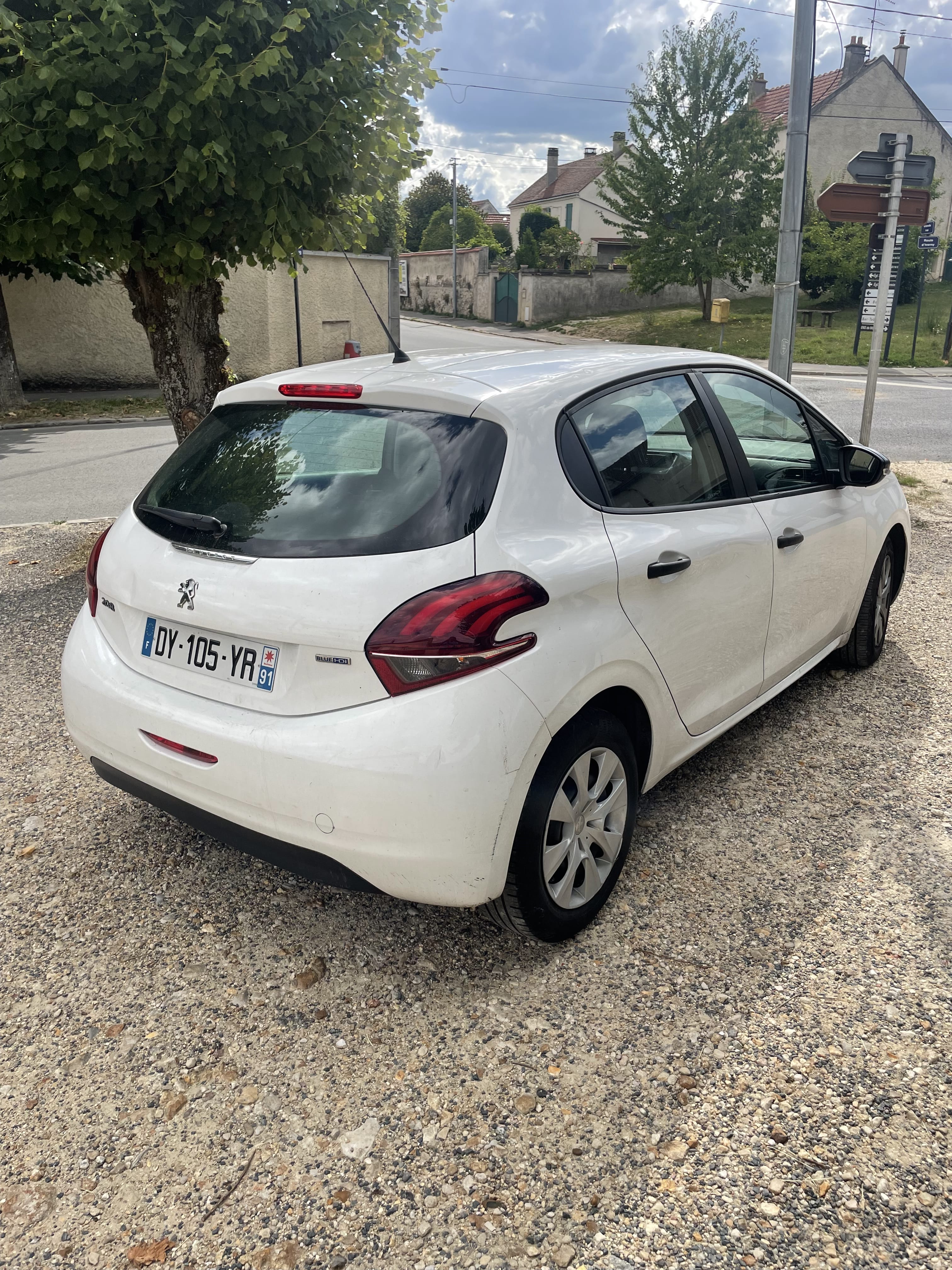 Peugeot 208 avec Régulateur de vitesse