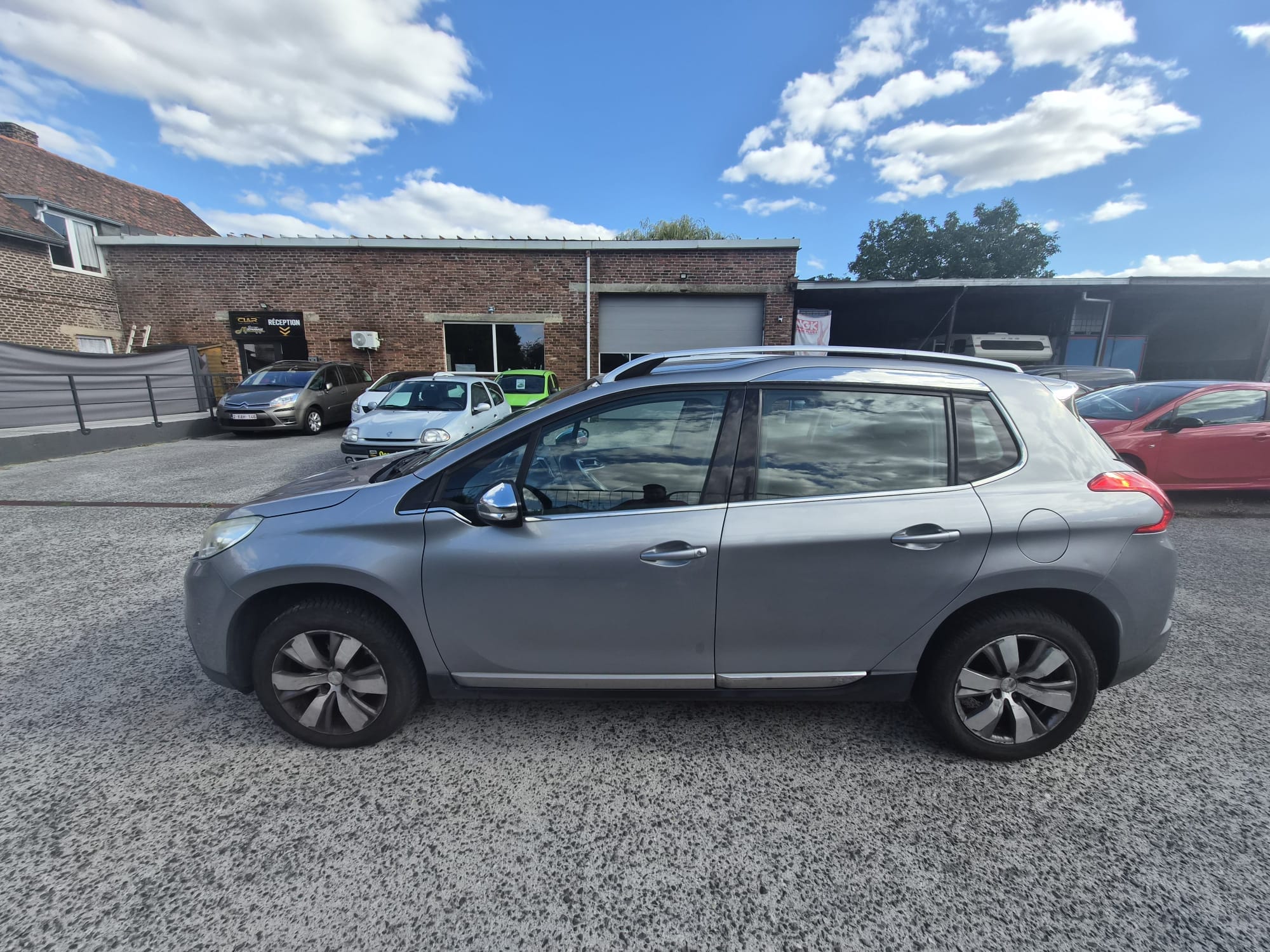 Peugeot 2008 avec Climatisation