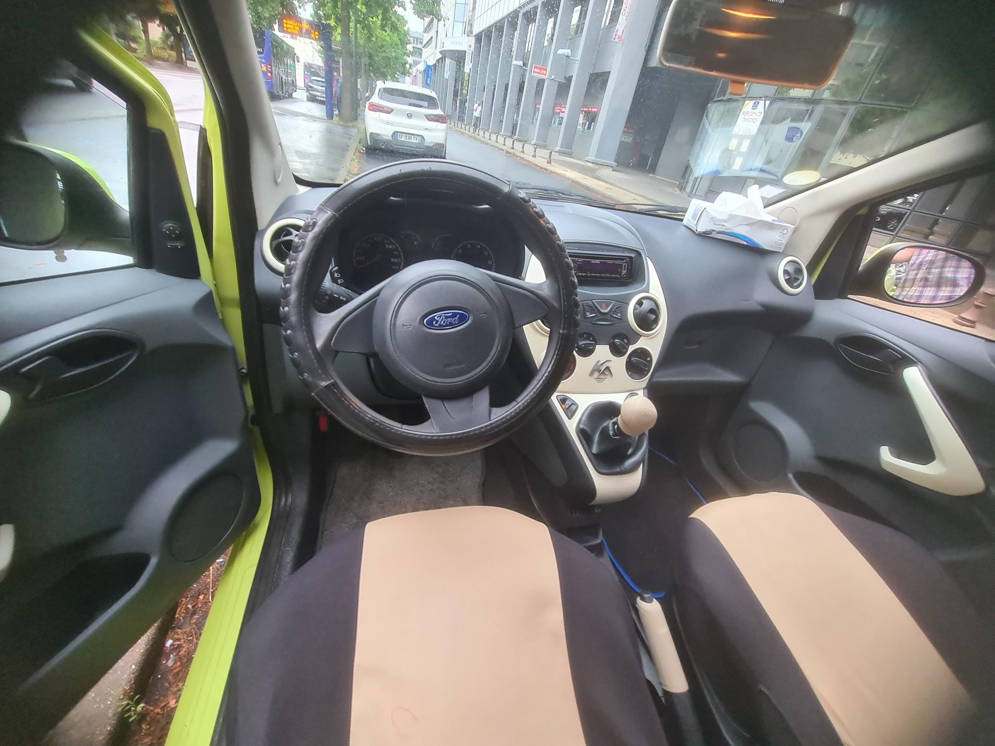 Ford Ka avec Apple CarPlay