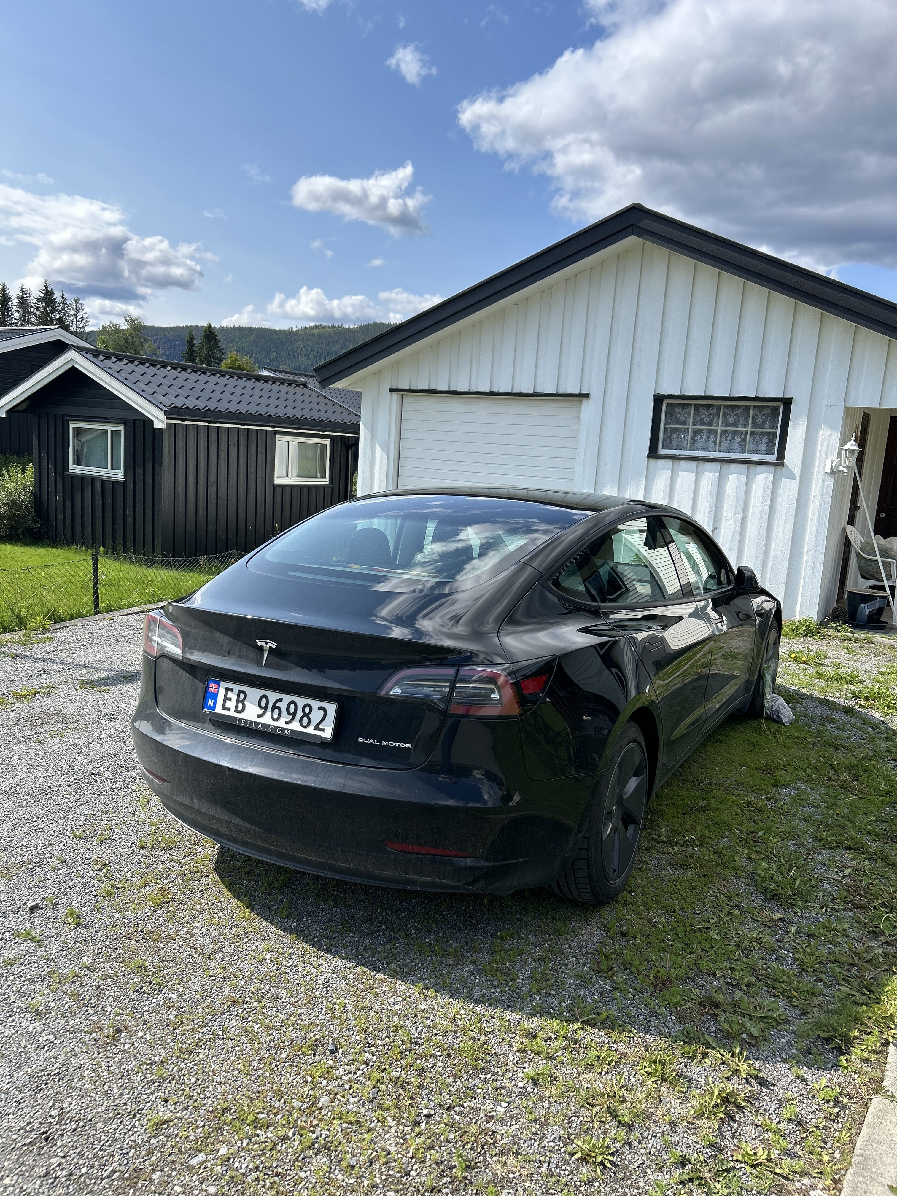 Tesla Model 3 Long Range med GPS