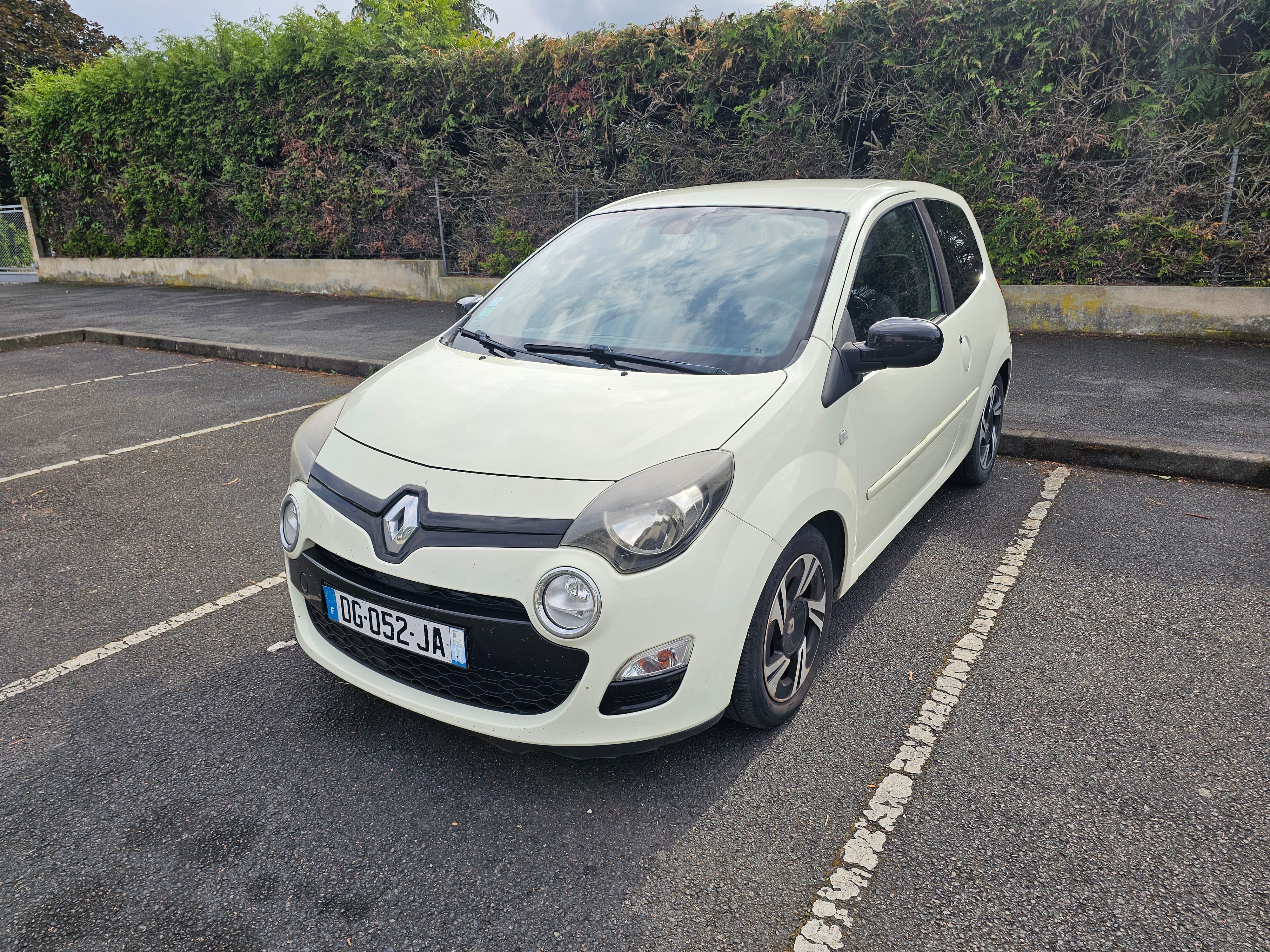 Renault Twingo II, 2014, Essence 95