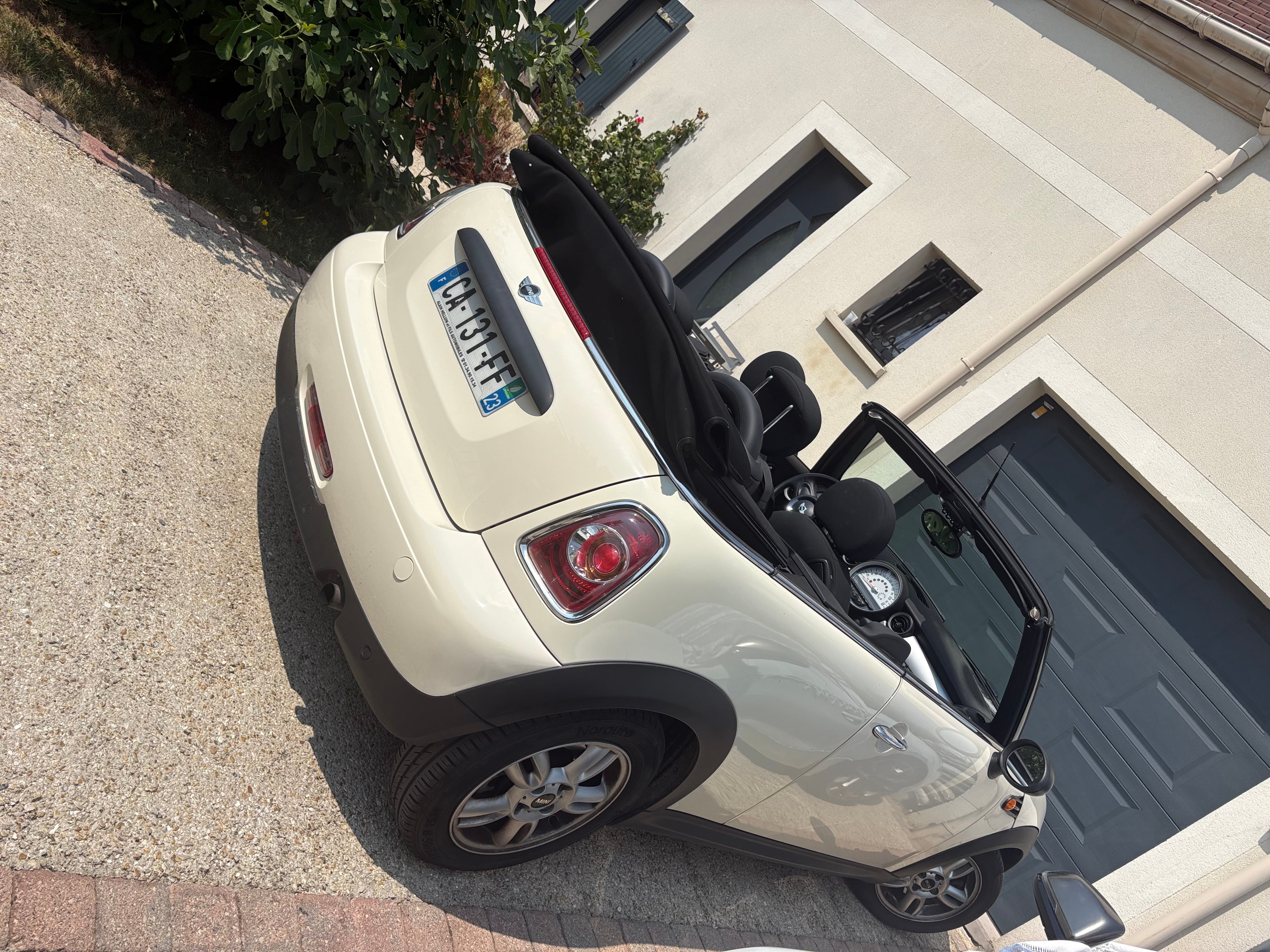 Mini Cabriolet One 98ch avec Port USB