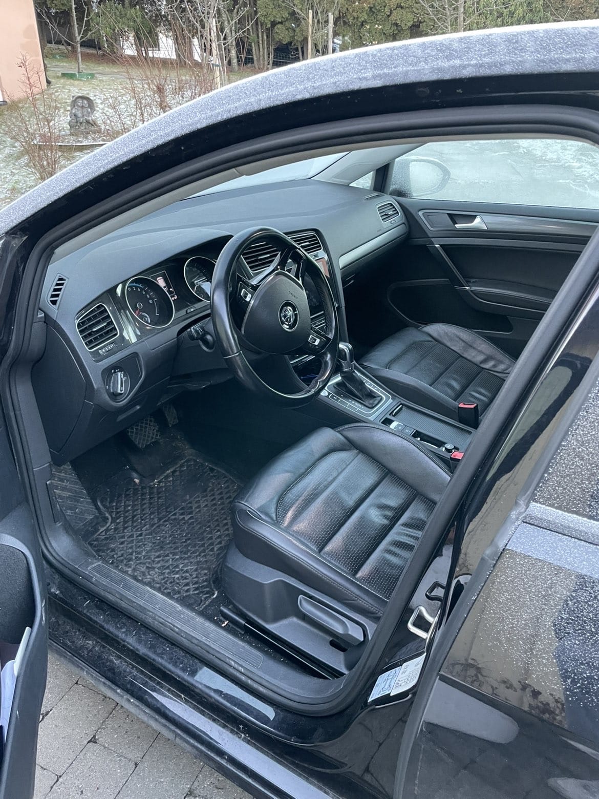 Volkswagen e-Golf med Bluetooth audio