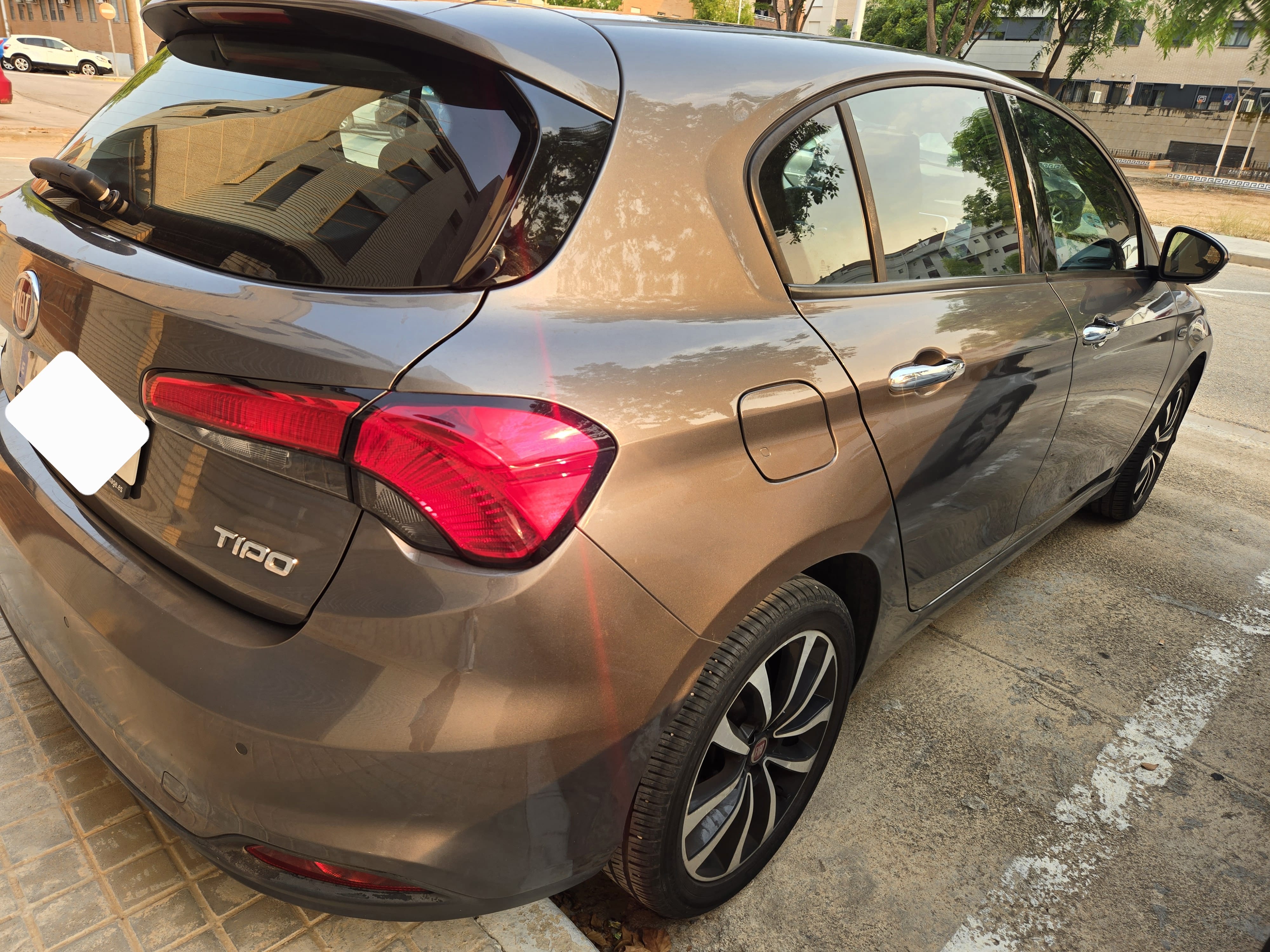 Fiat Tipo 1.4 LOUNGE con GPS