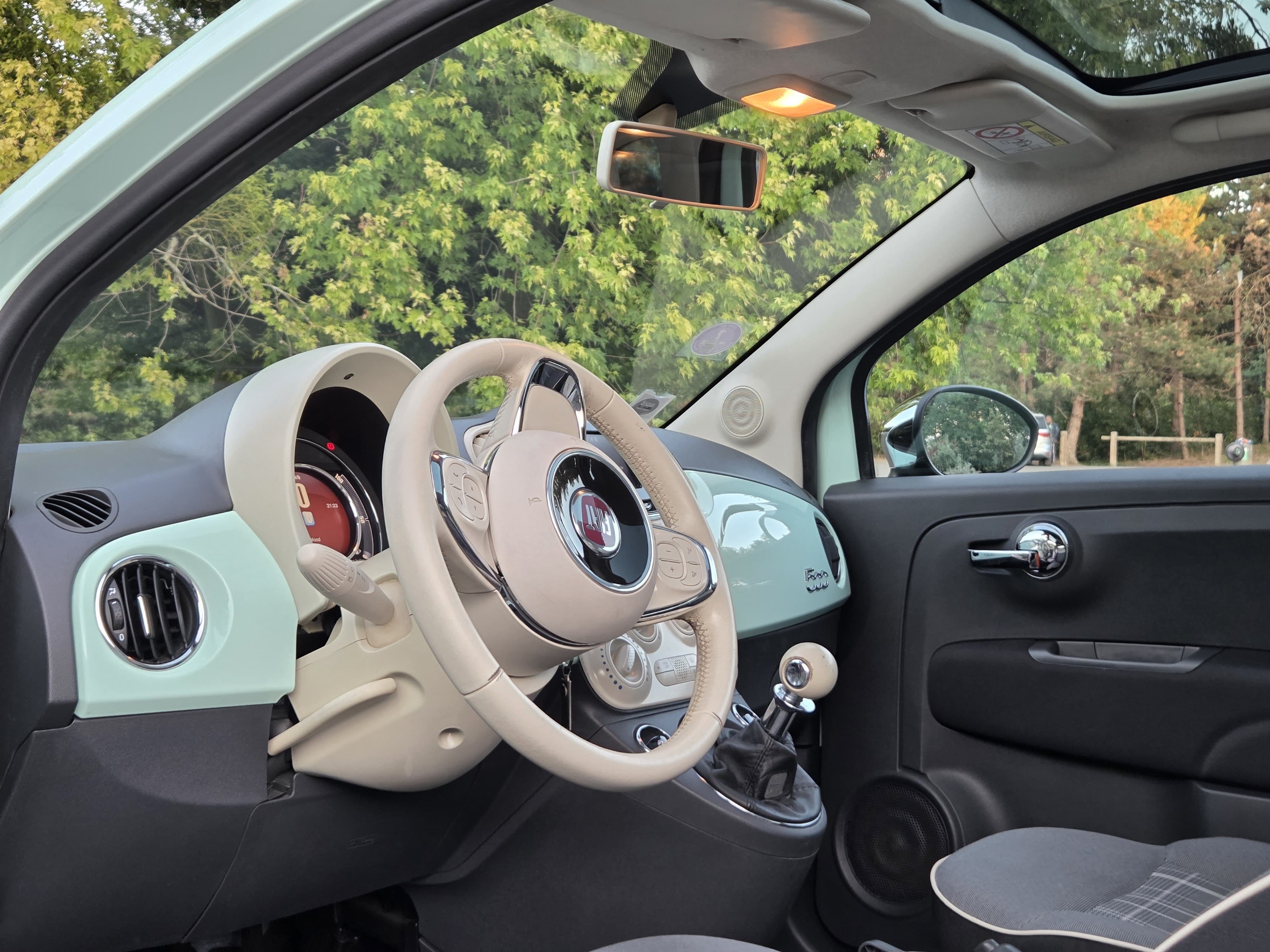 Fiat 500 Lounge avec Audio Bluetooth