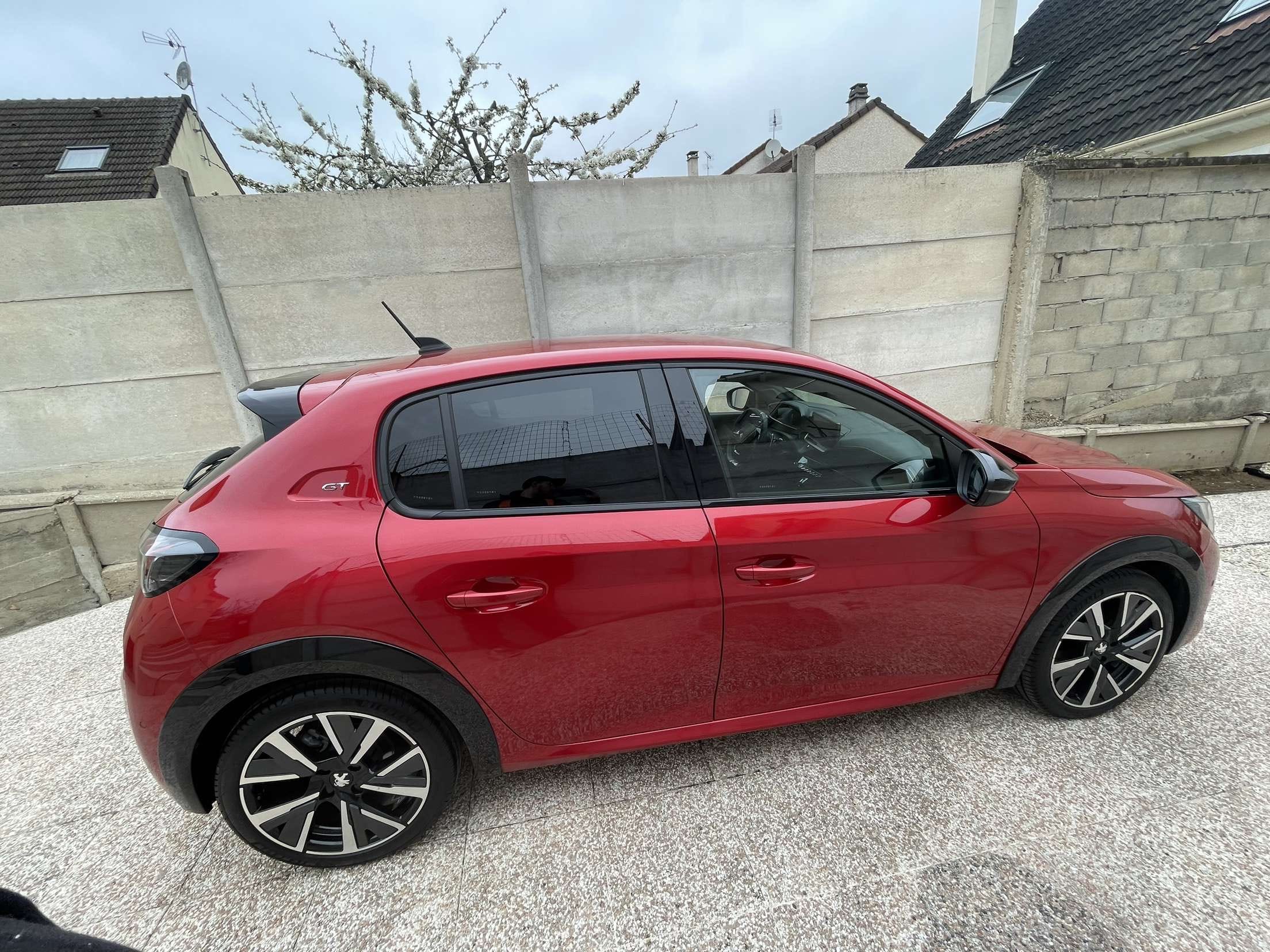 Peugeot 208 avec Climatisation