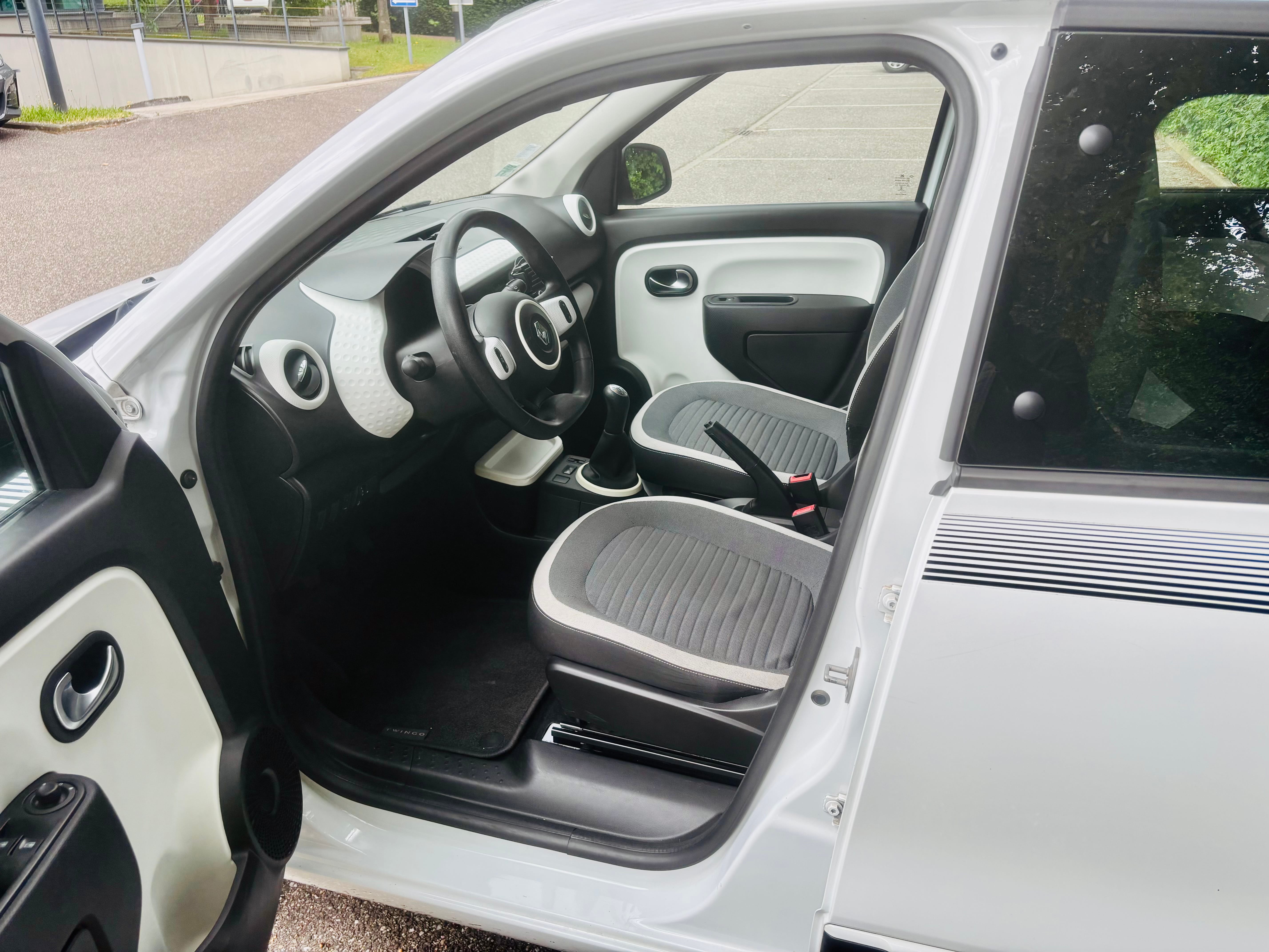 Renault Twingo III avec Audio Bluetooth