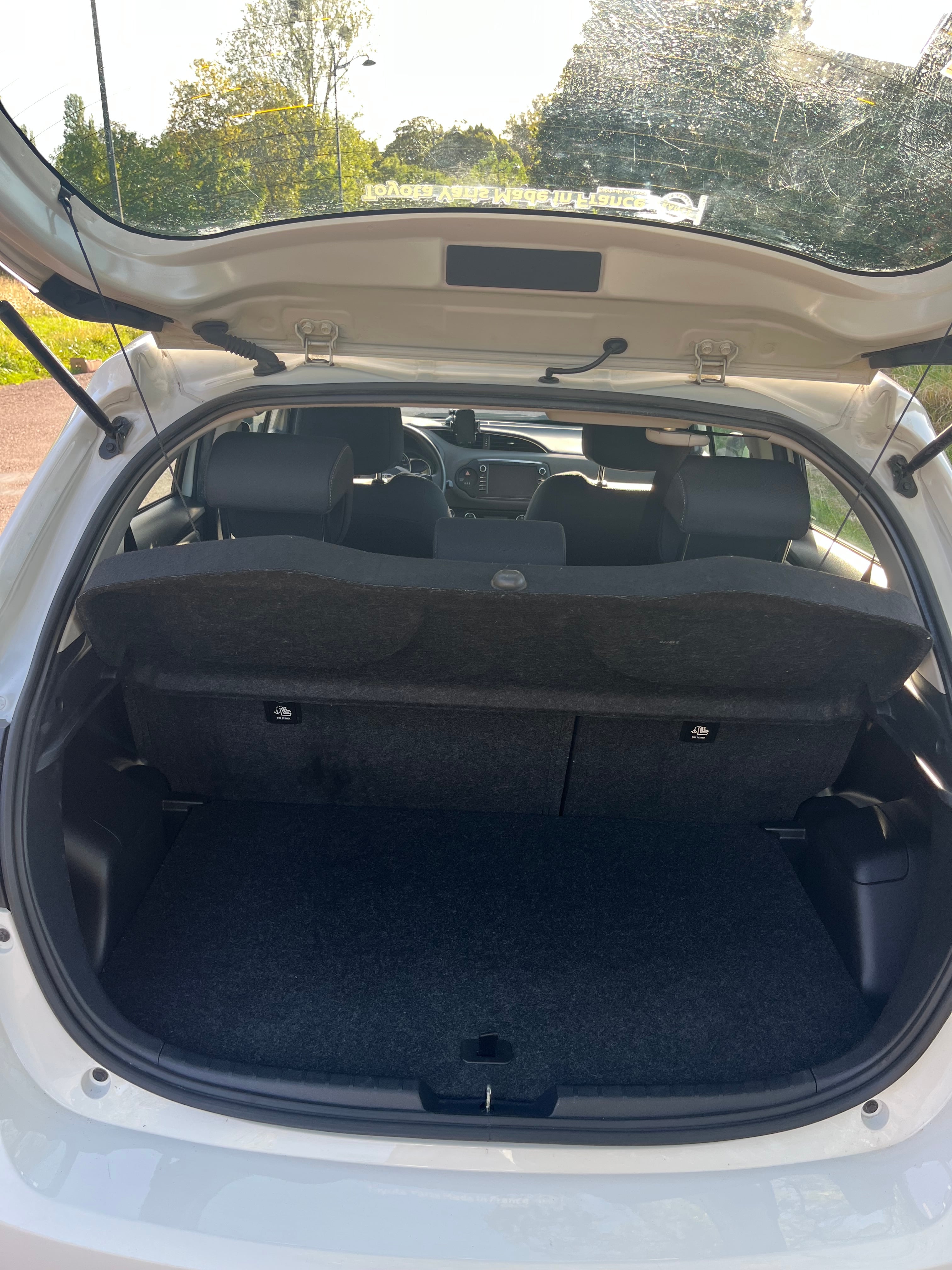 Toyota Yaris Hybride avec Port USB
