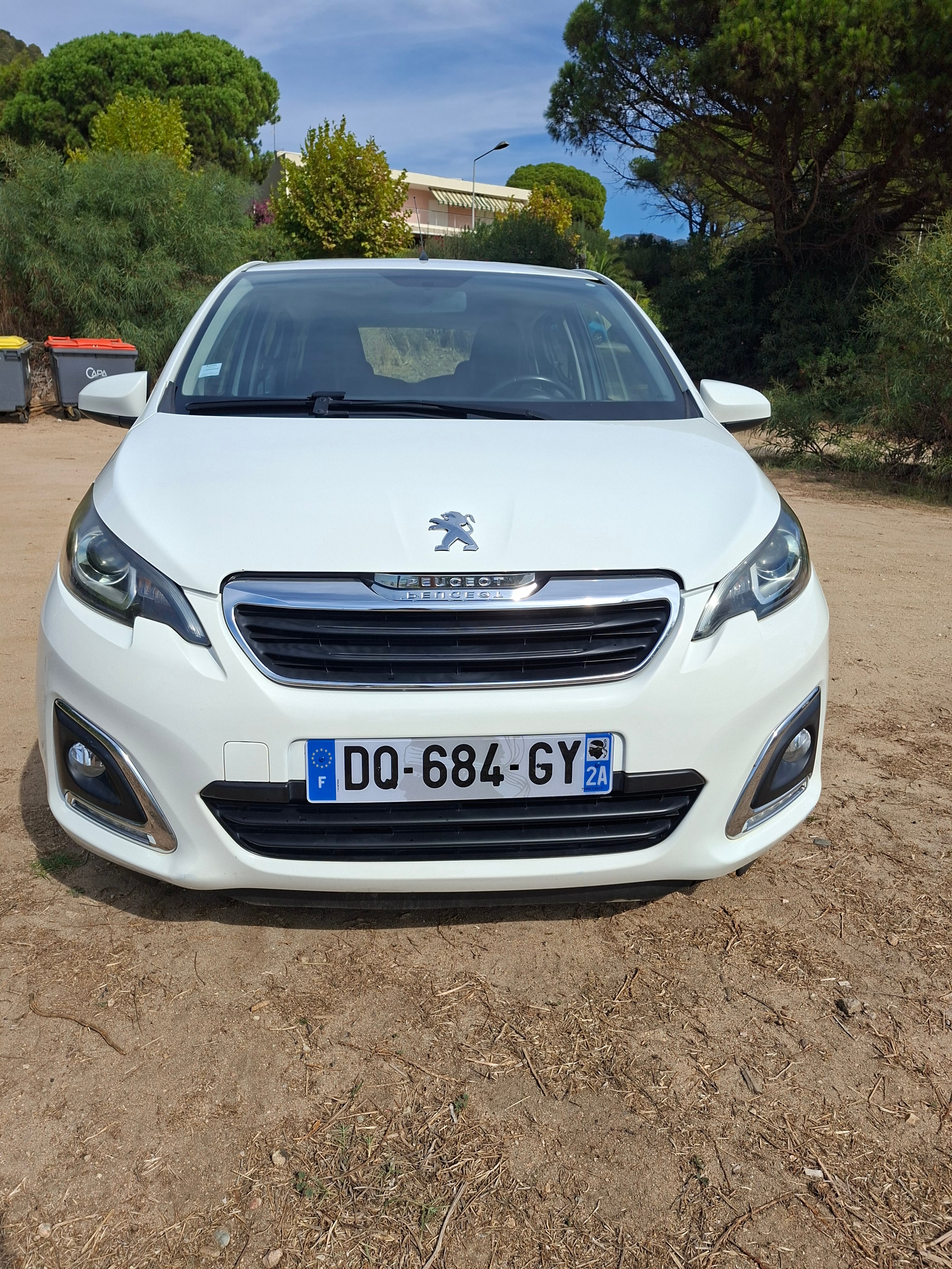 Peugeot 108 Essence avec Port USB