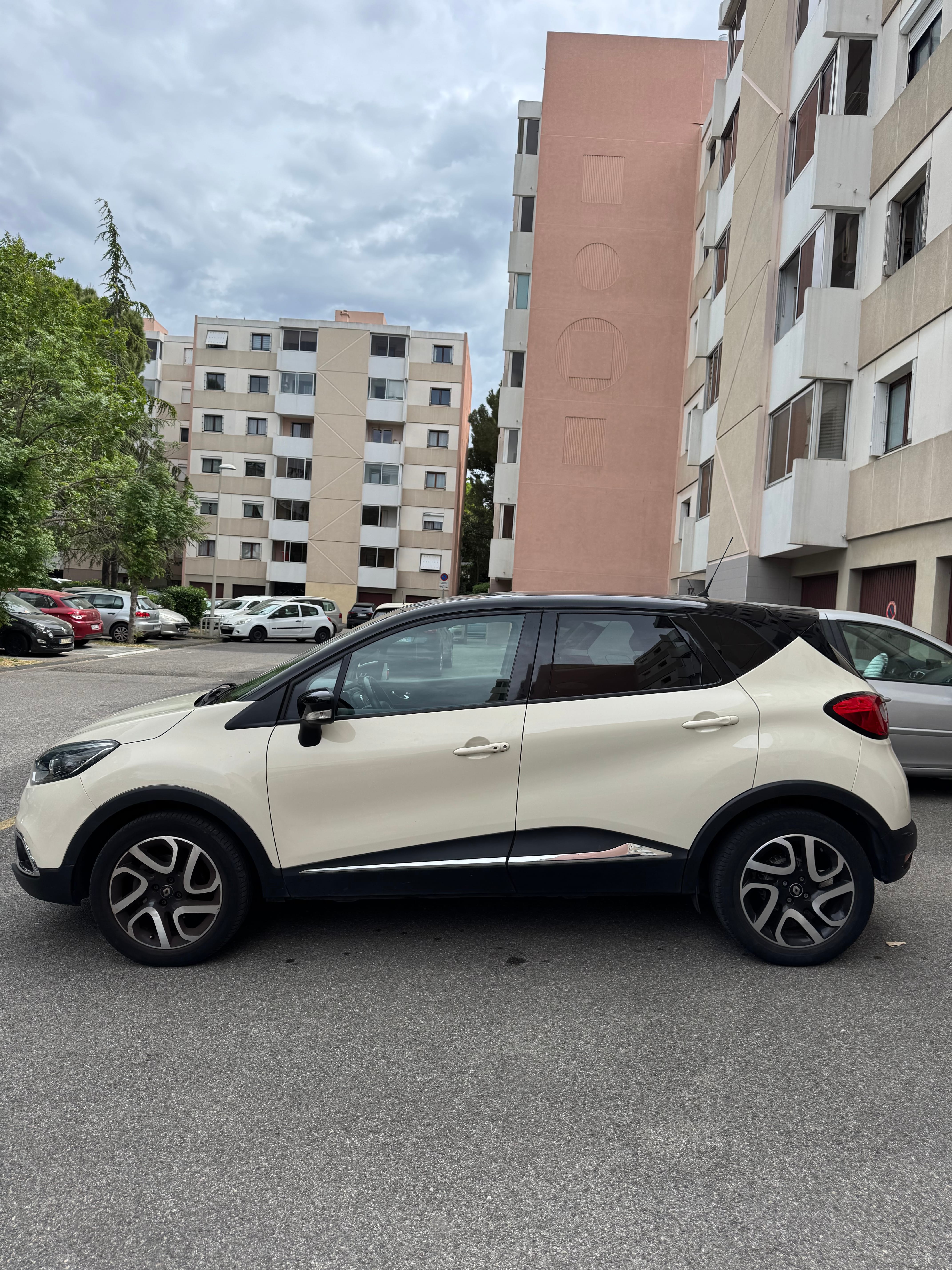 Renault Captur, 2016, Essence 98