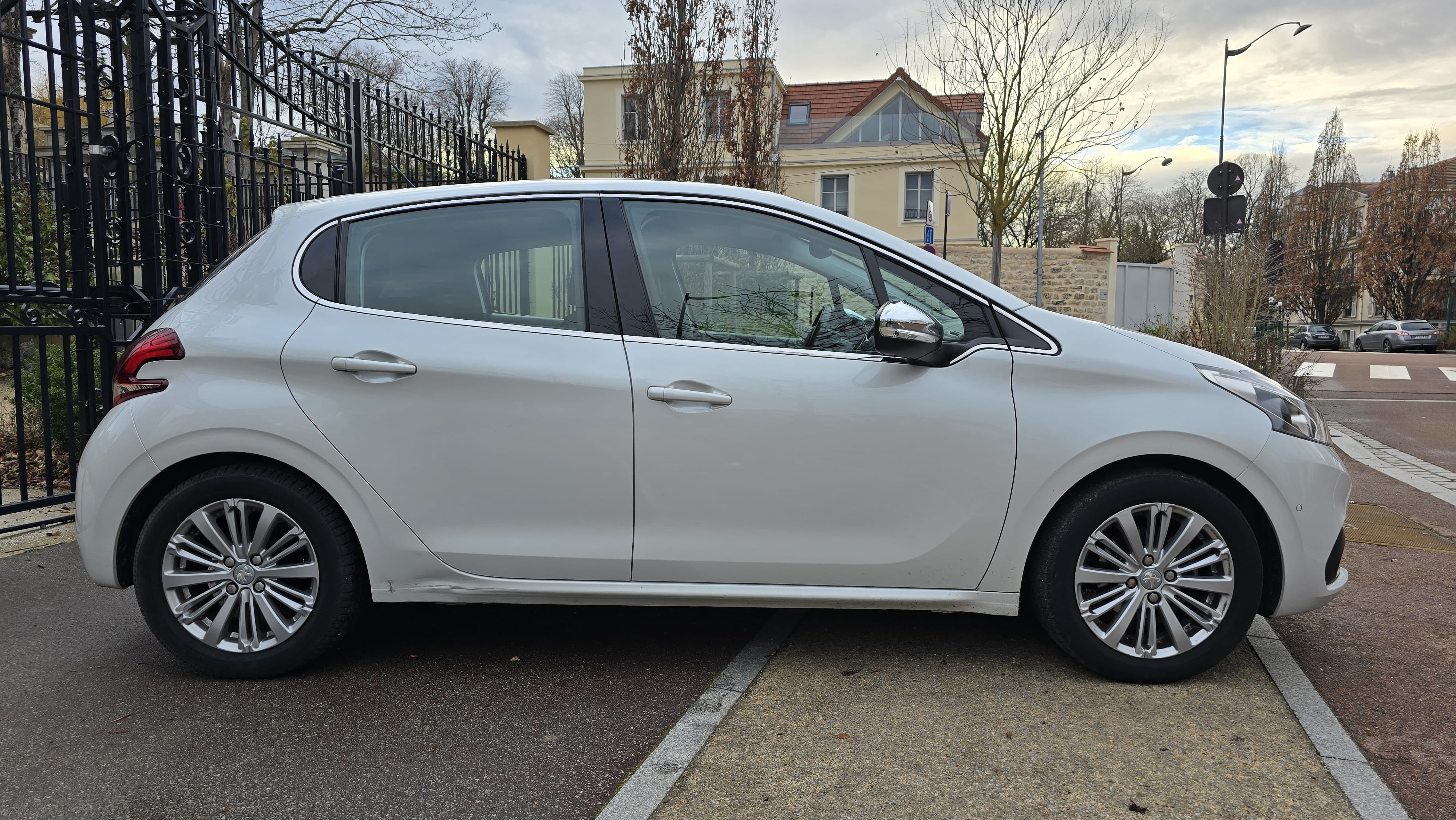 Peugeot 208 avec Audio Bluetooth